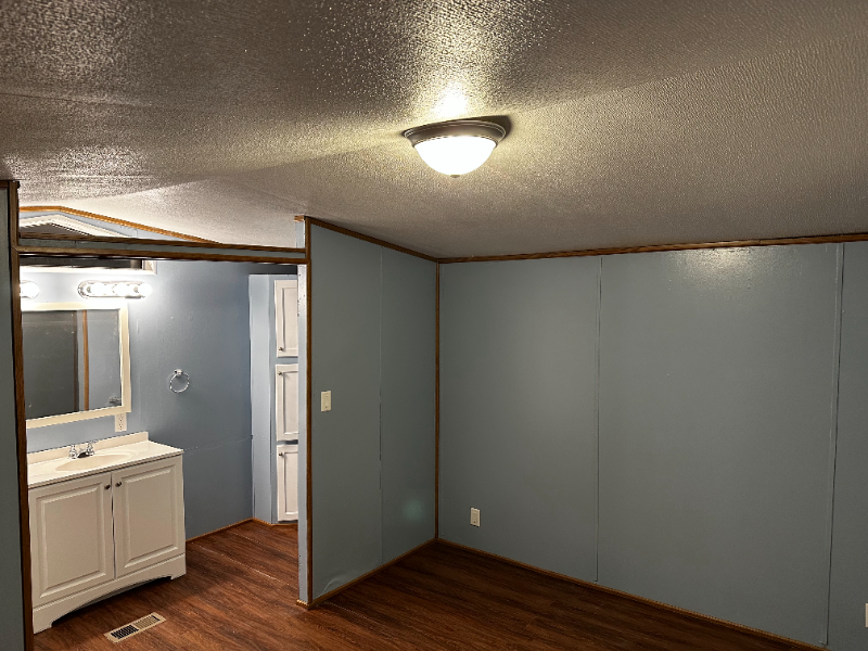 Available Units — Pennwood Estates