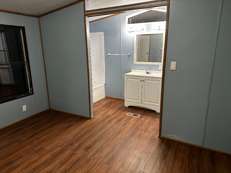 Available Units — Pennwood Estates