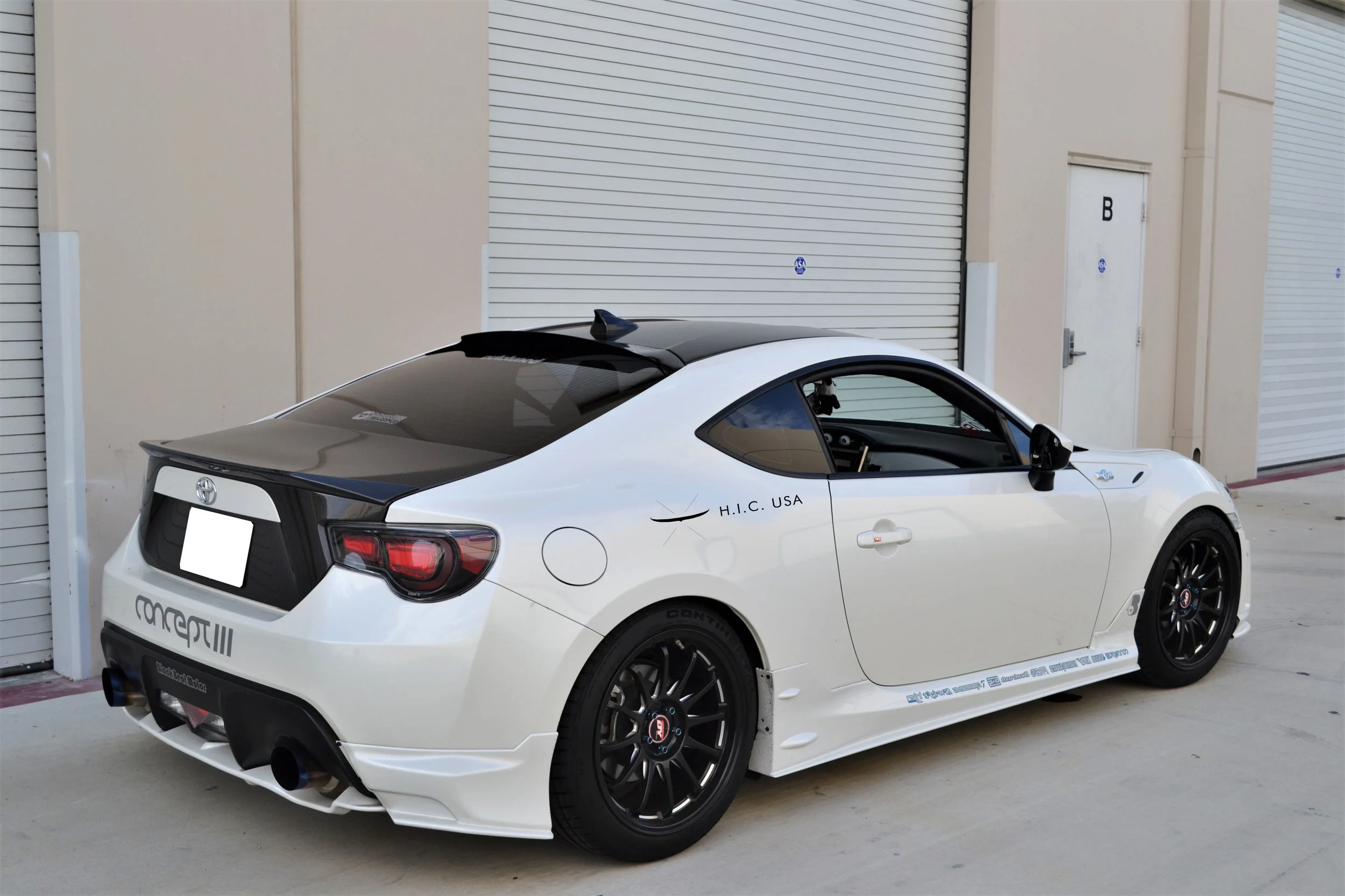うしめろ REAR VISOR - Toyota 86 17-20 — H.I.C. USA