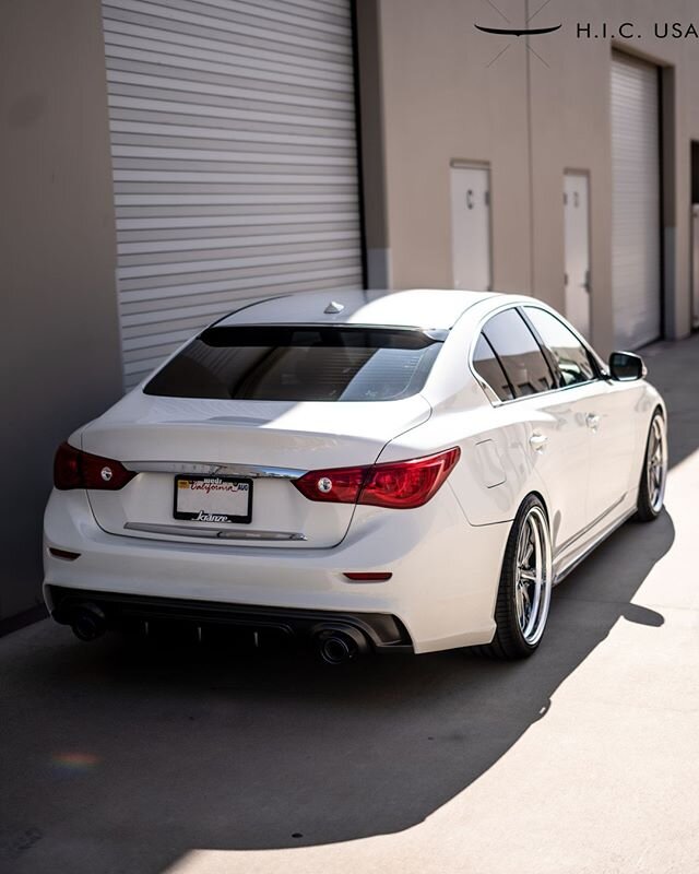 Patent Number⠀
Check out this clean Infiniti Q50 with our new rear visor!⠀
______________________________⠀
US D729, 711 S⠀
______________________________⠀
#hicusa #rearvisor #infiniti #q50