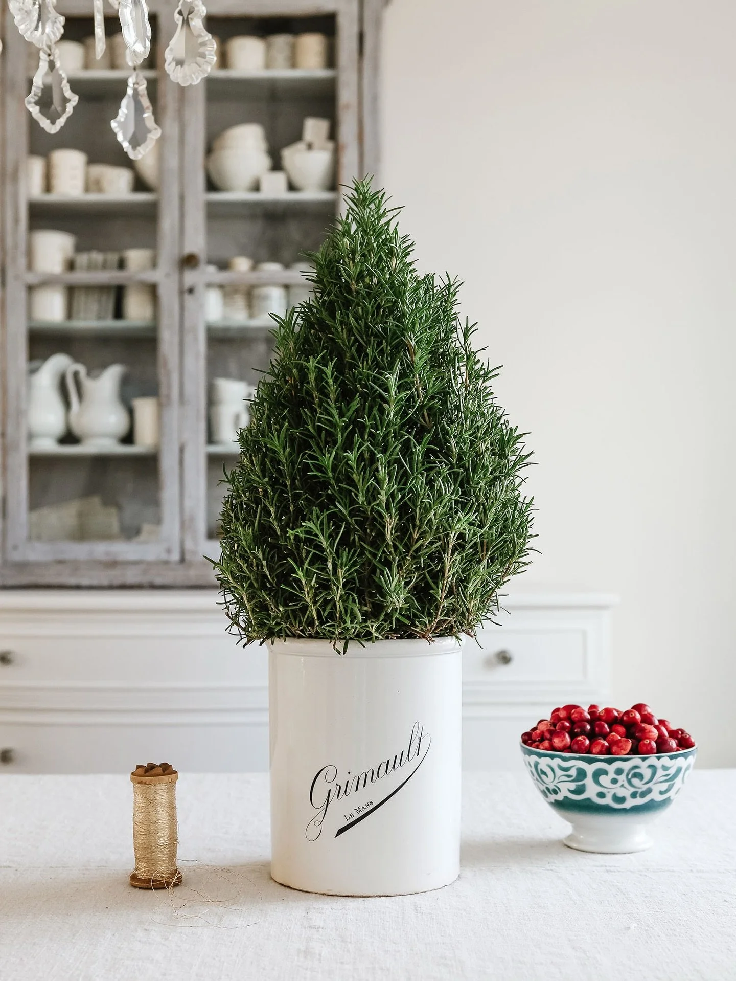 Tonight is the night!  No&euml;l 2025 launches at 7pm EST!🎄 This will actually be the last collection I release. After over 16 years, I have decided to retire this side of my business. In 2026, I will be focusing solely on my small group tours to Pr