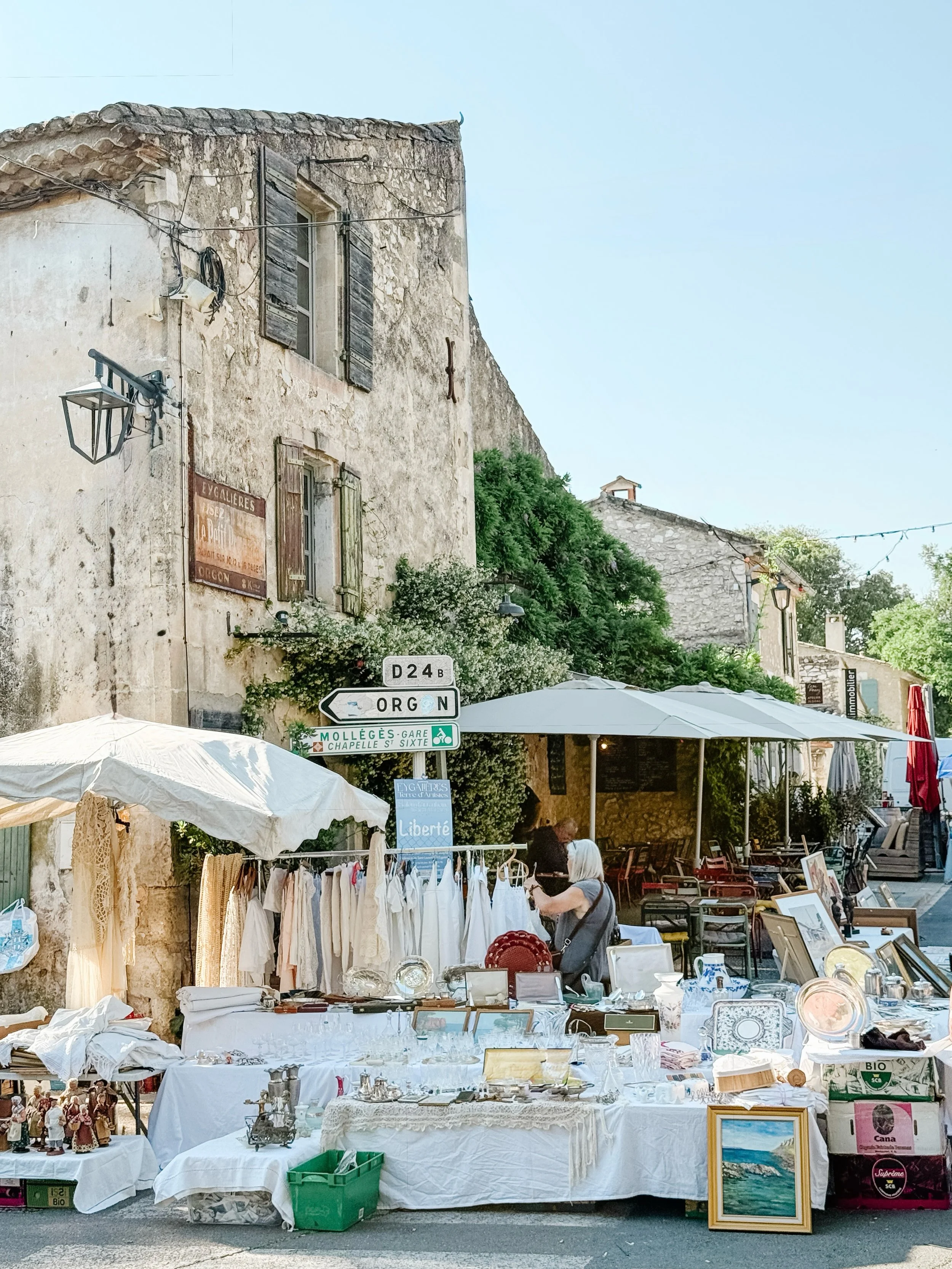 We had a great time at the brocante in Eygali&egrave;res this morning @brocante_eygalieres!  It is always one of my most favorite flea markets here in Provence. It is only once/month on the last Sunday of each month. Sandrine @brocanteandco and @mari