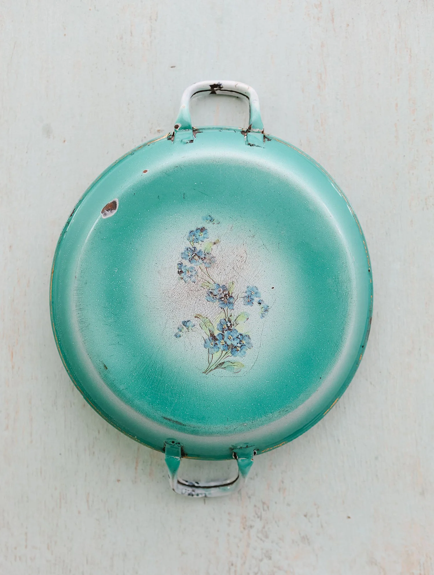 aqua-enamel-pan.jpg