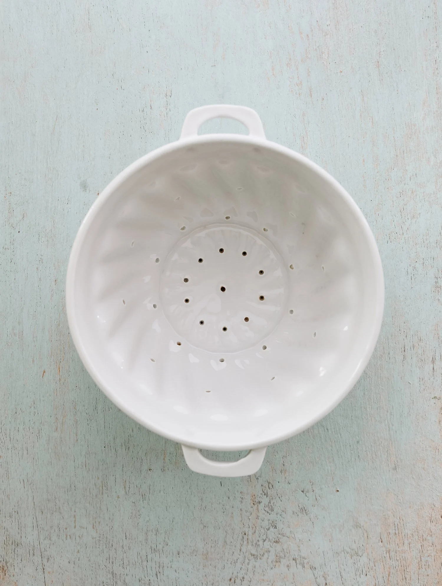 stoneware-strainer.jpg