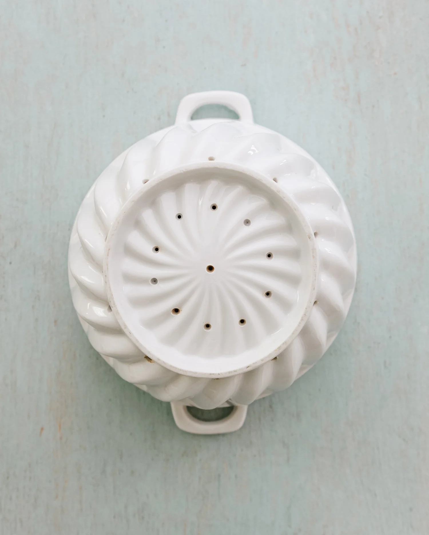stoneware-strainer-2.jpg