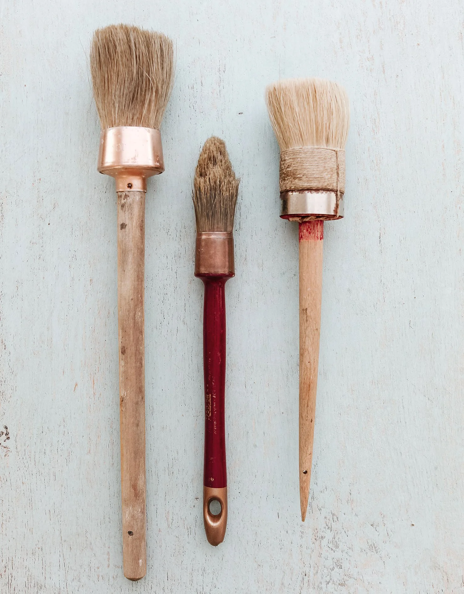 Vintage French Noël Paintbrush Set