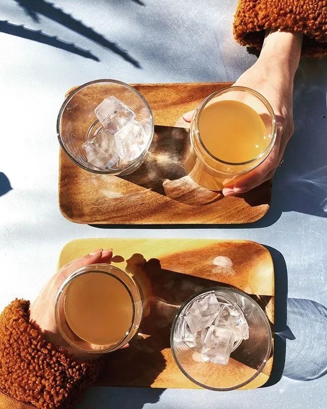 ▪️last day working with my twinsie @k_do_we ▪️ #wematchoneverything #samejacket #samephonecase #sameeverything #twins #twinsies