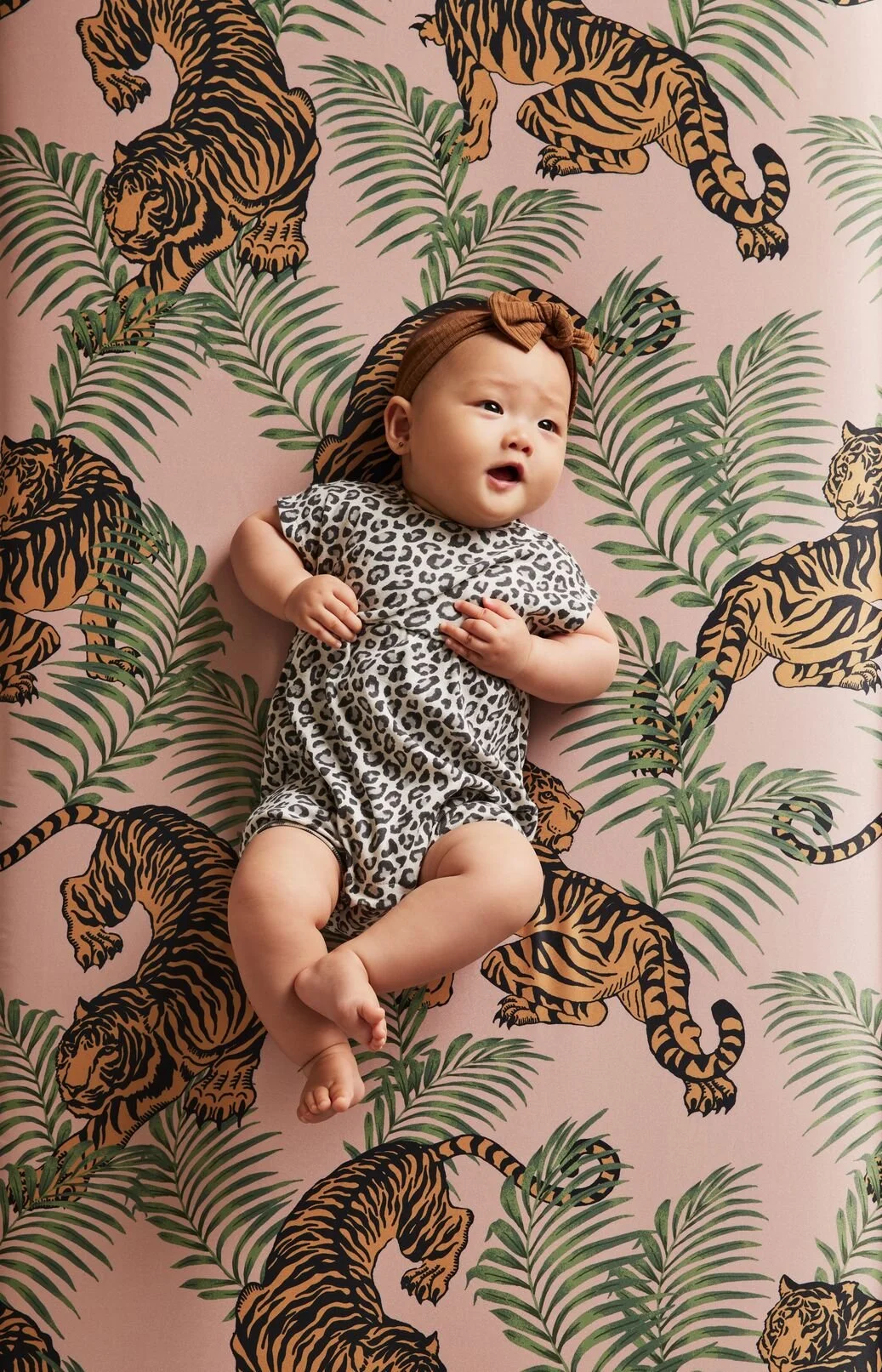 Med_Res_JPG-Z_Babie_Crib_Laydowns_Jungle_Tiger_1204.JPG