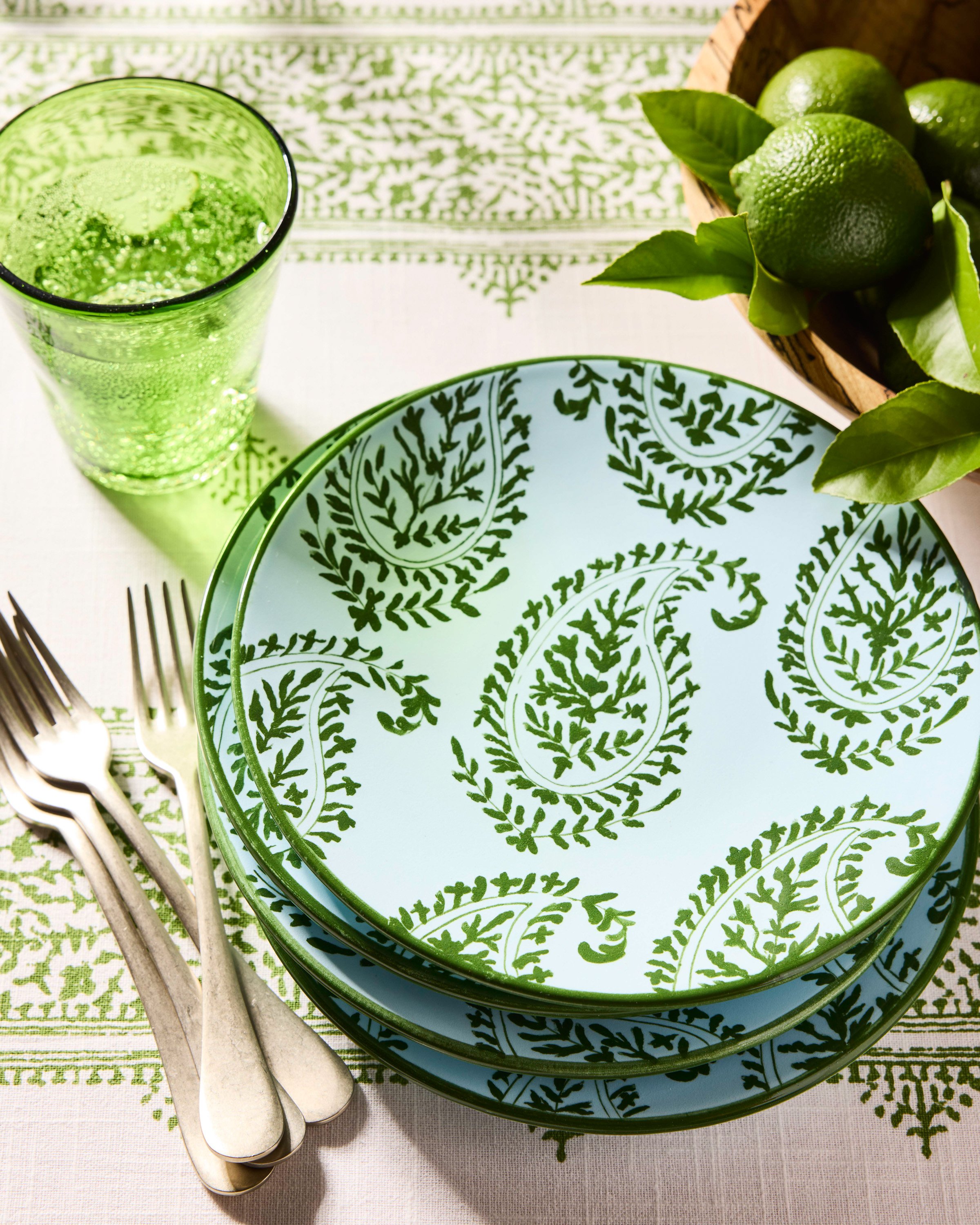 Green dinnerware 1 2873 HERO copy.jpg