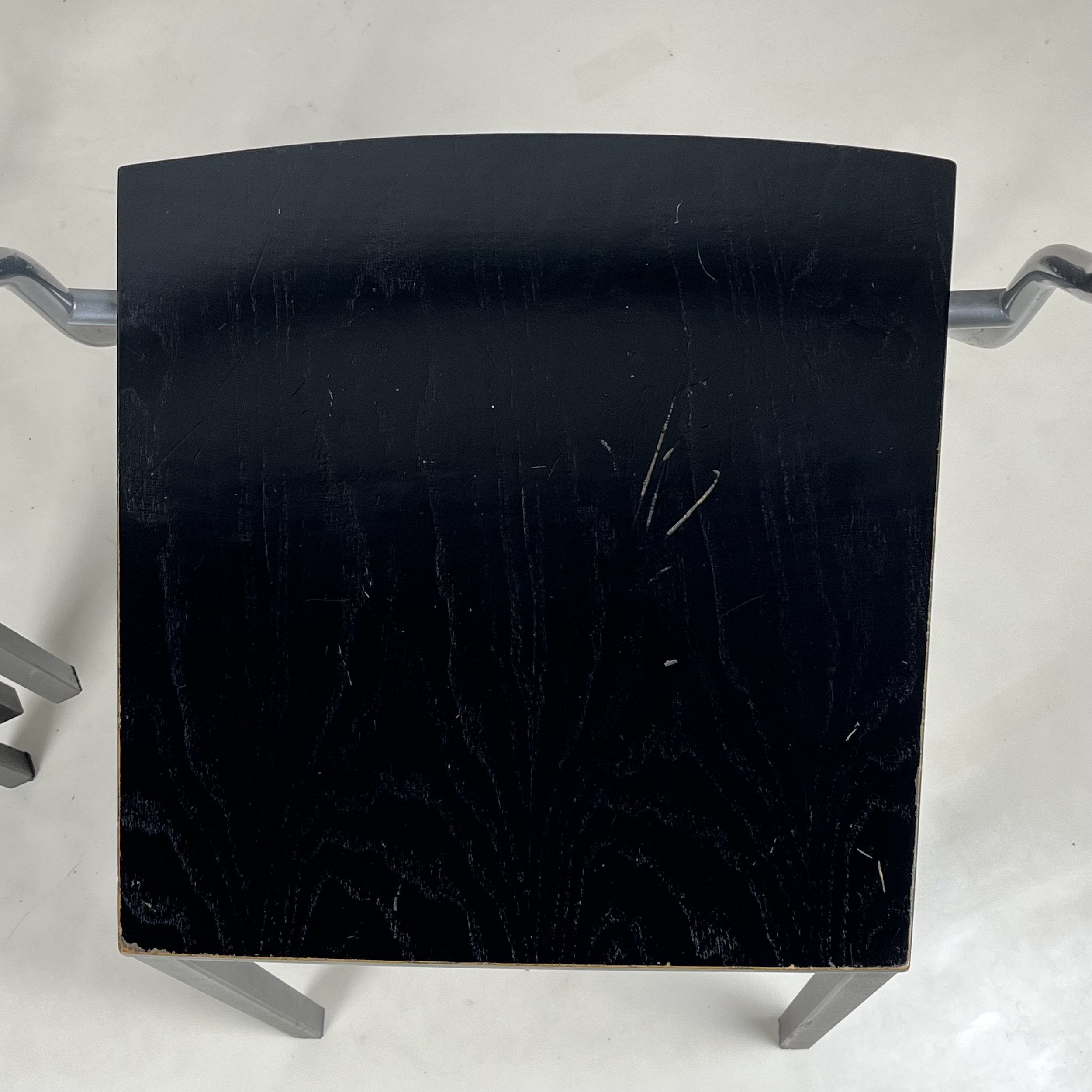 MOURGE Chair 10.jpeg