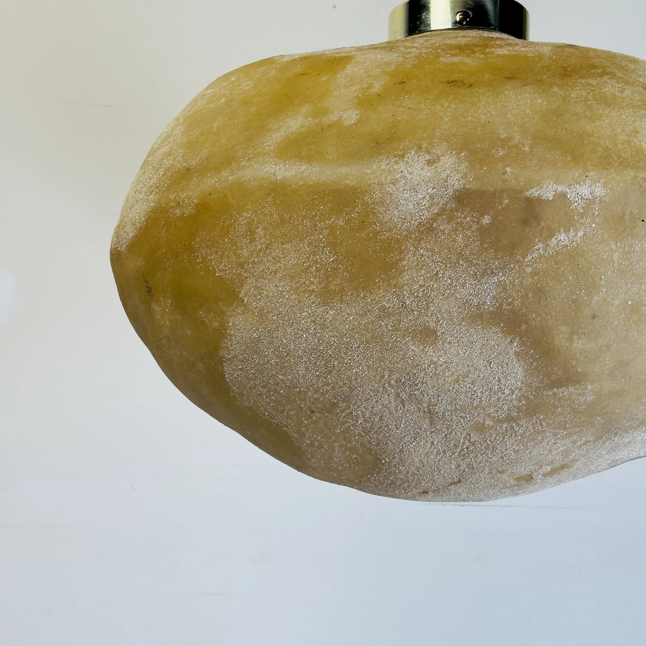 Resin Ceiling Light Cazenave_5.jpeg