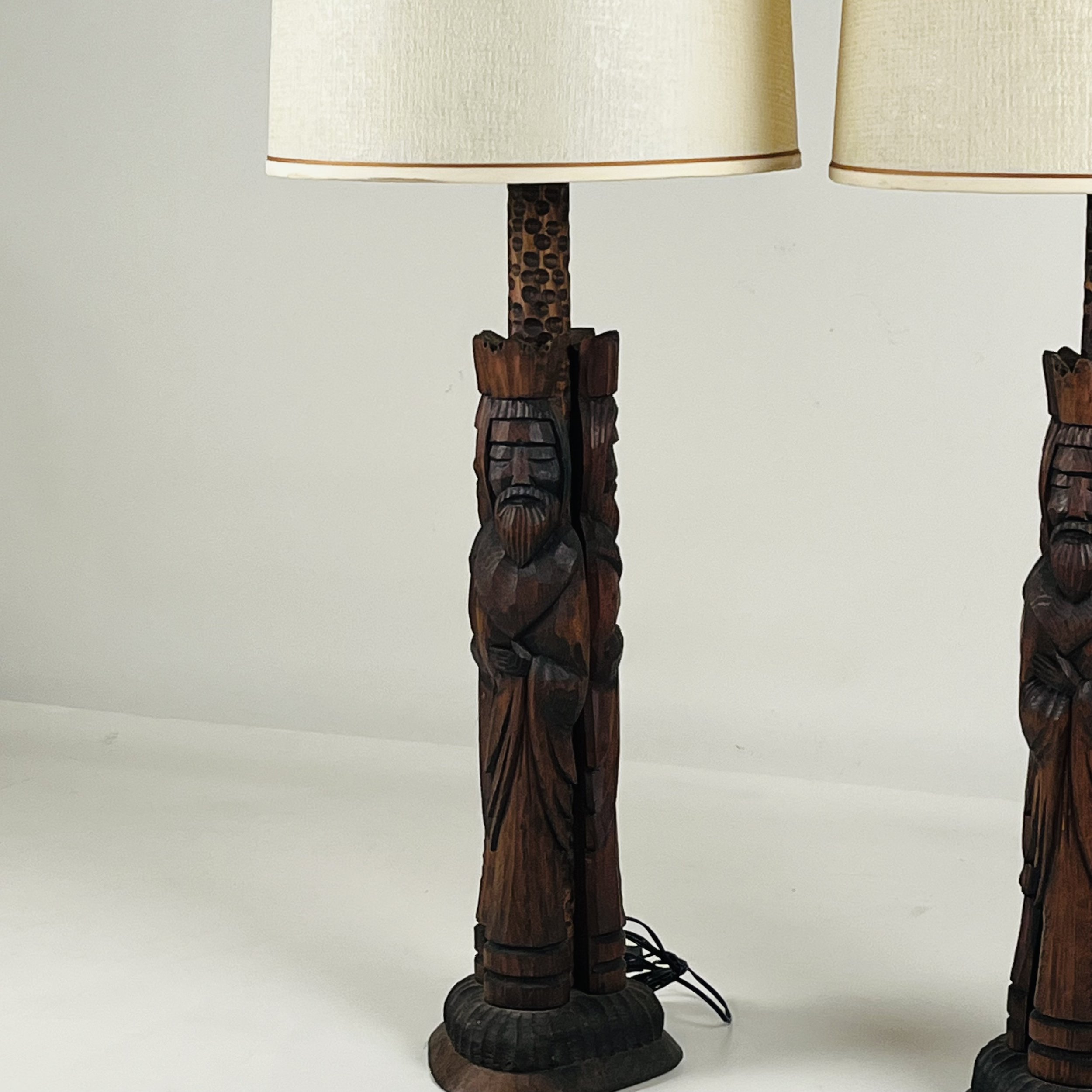 Three Kings Carved Lamp 3.jpeg