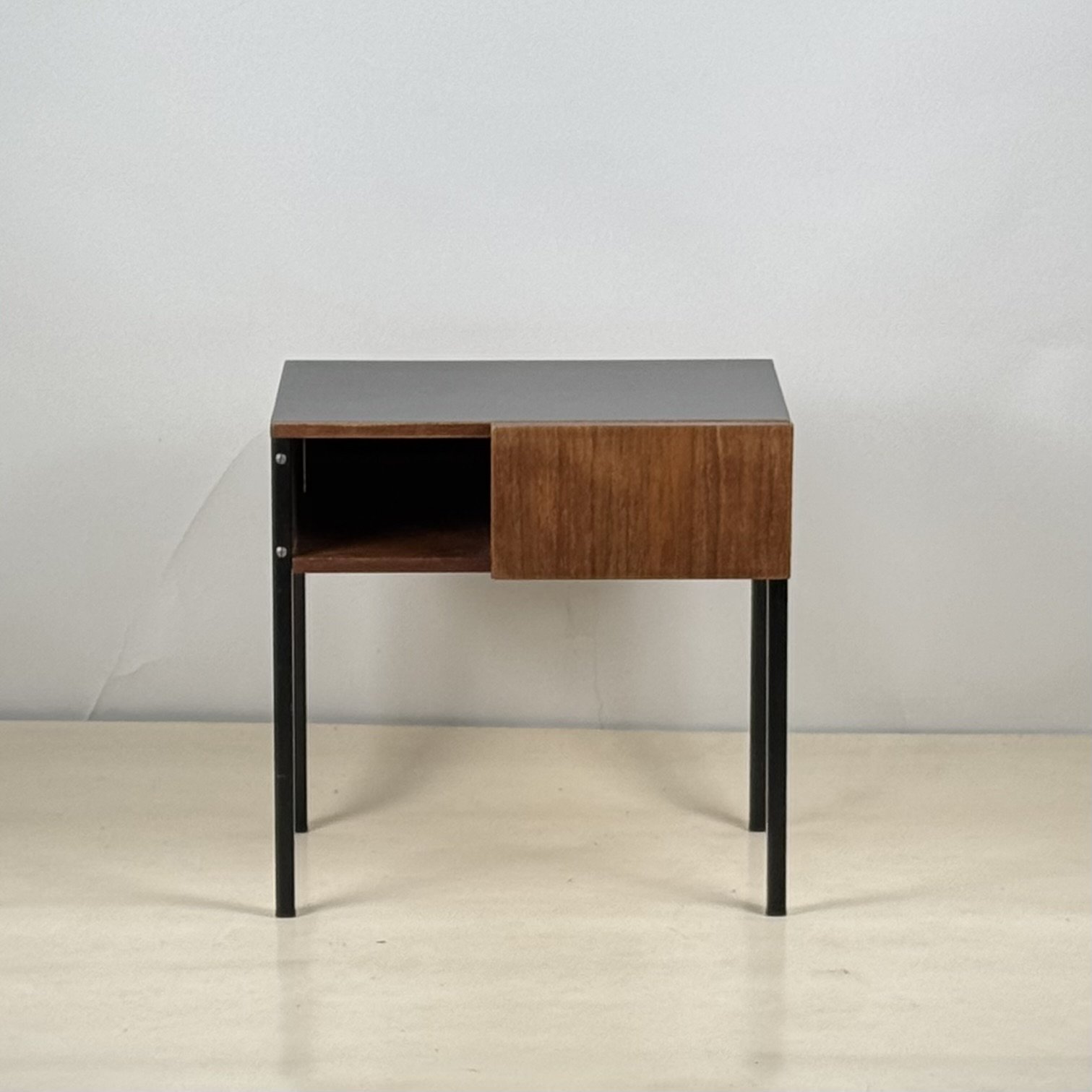 Small Teak and Laminate-6.jpg