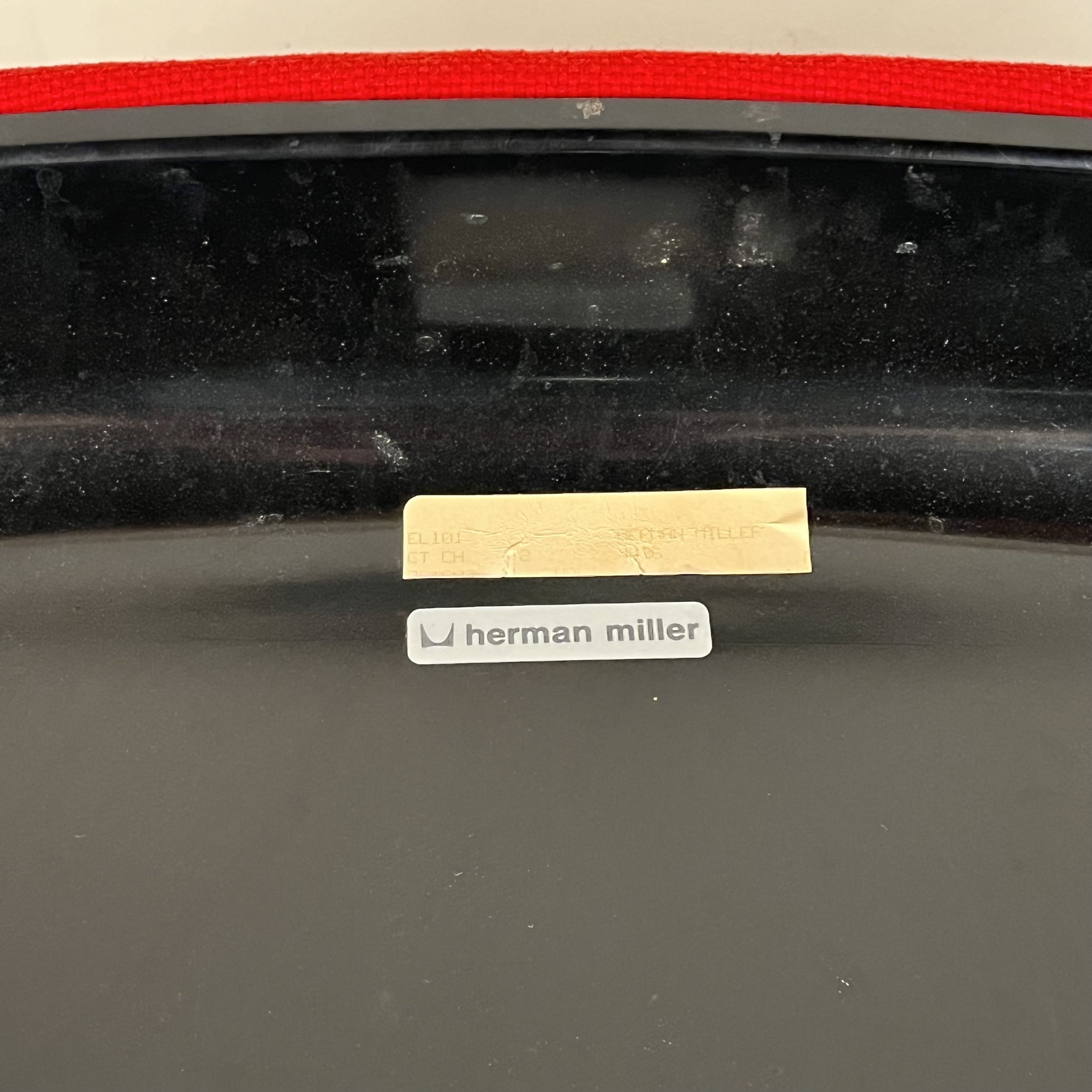 Red Herman Miller 8.jpeg