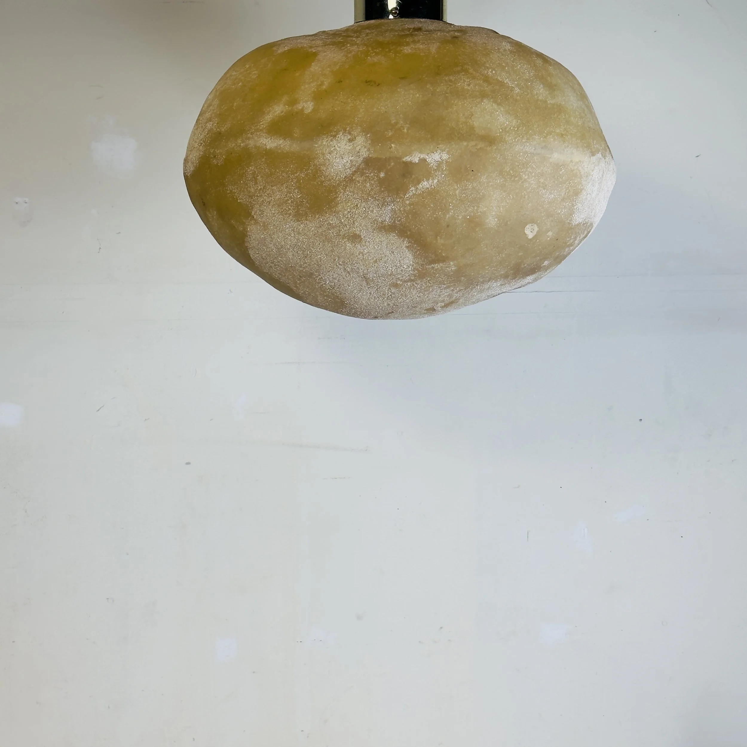 Resin Ceiling Light Cazenave_6.jpeg
