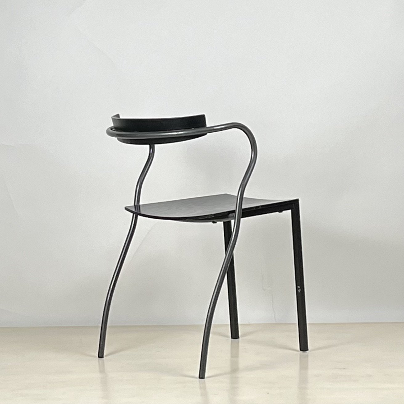 MOURGE Chair 7.jpeg