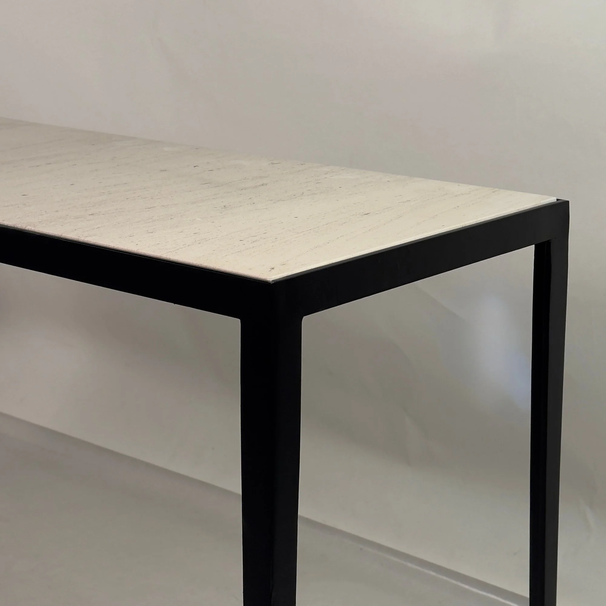 Long Etude Console_4.jpg