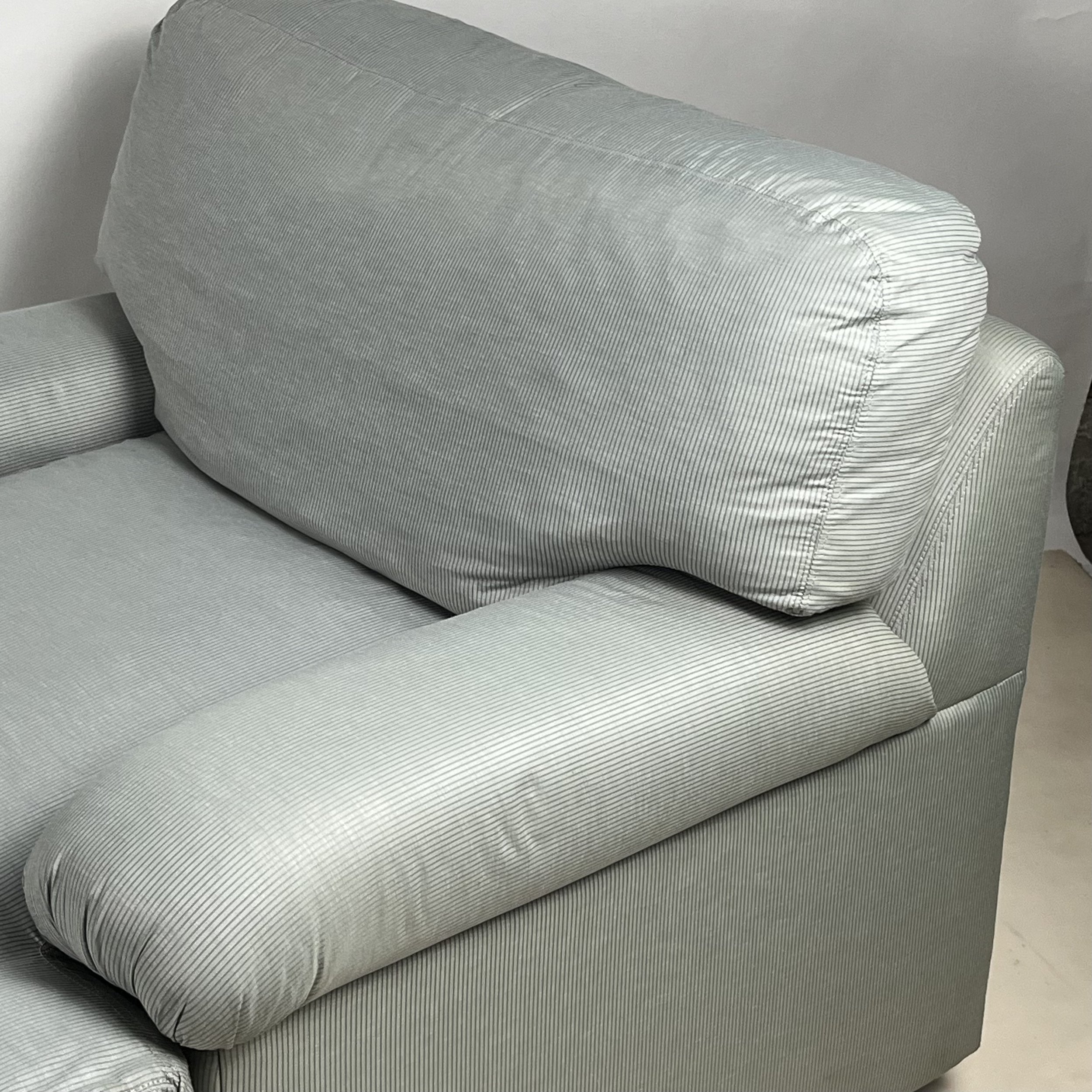 DIRECTIONAL Lounge Chair 2.jpeg
