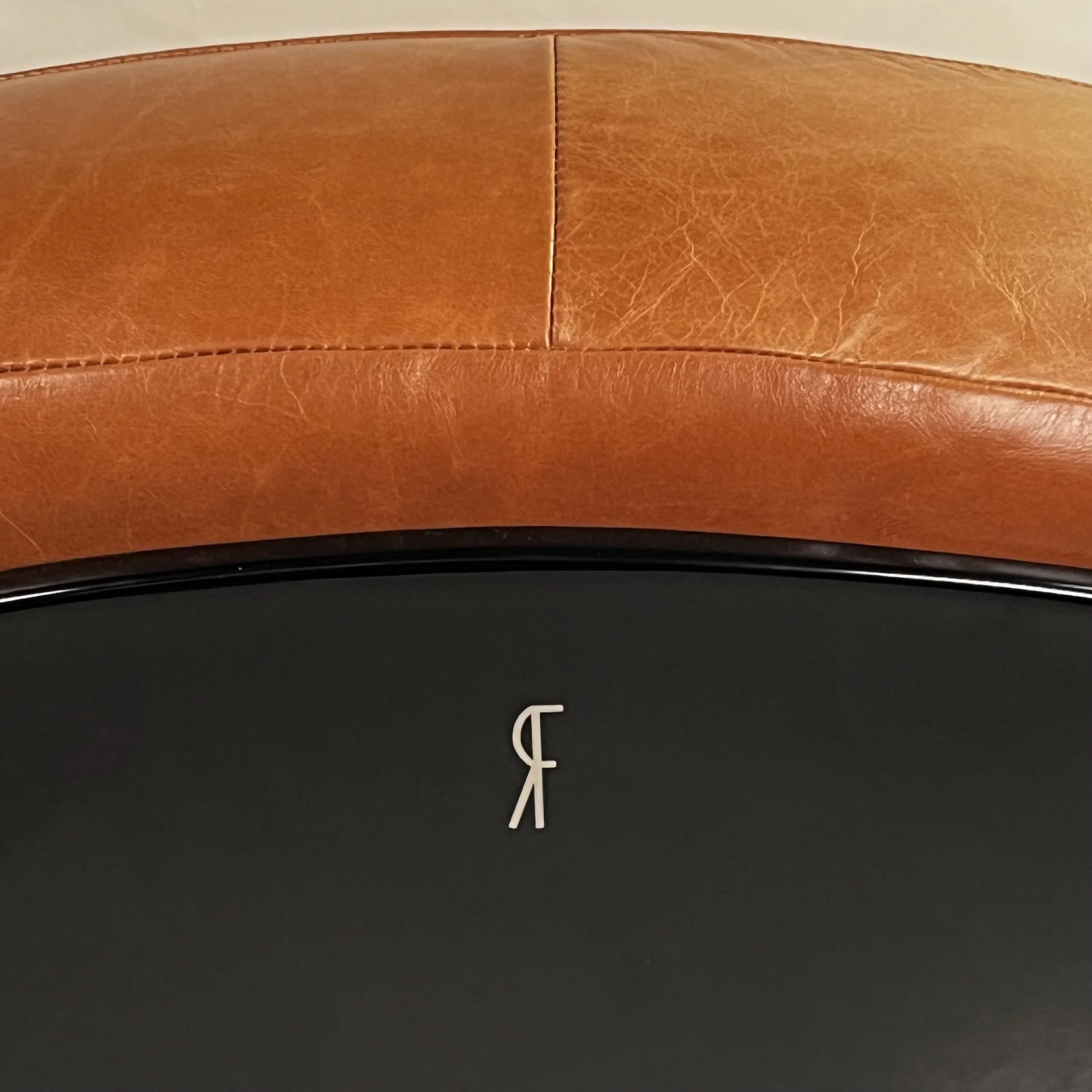 Fasanello leather armchair-8.jpg