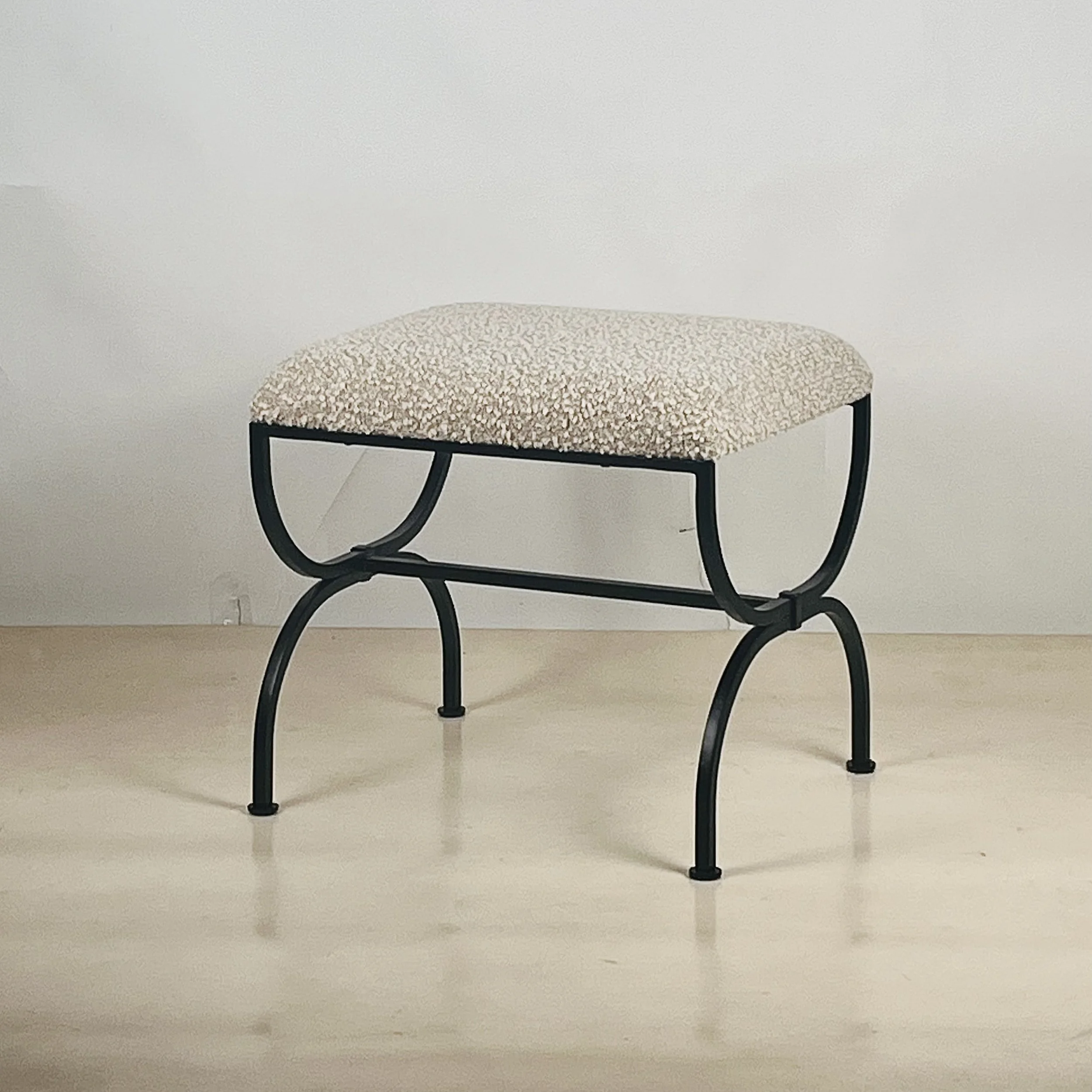 Wide STRAPONTIN Stool COM (AMBER)-5.jpg (Copy)