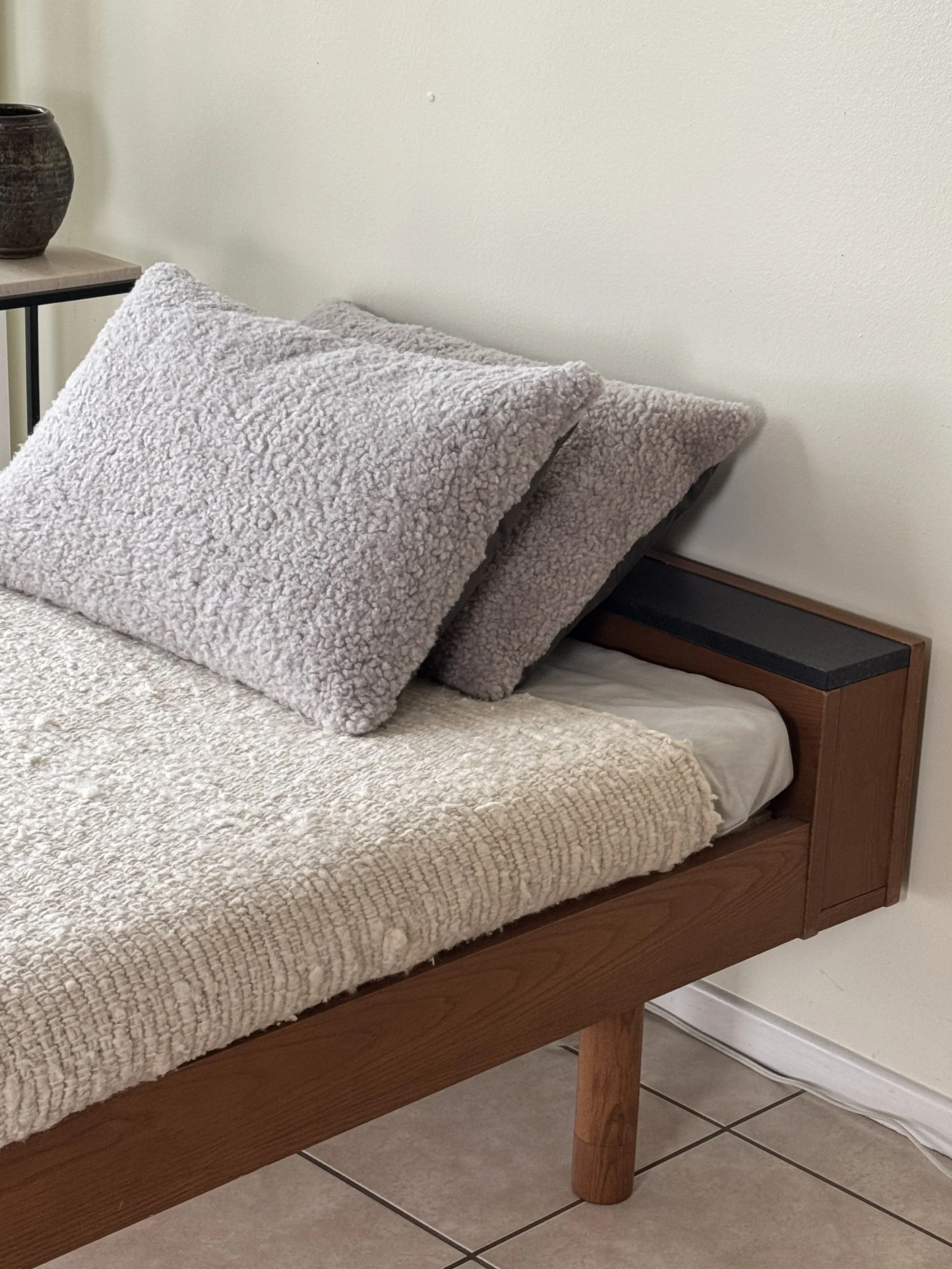 Japanese Daybed 6.jpeg