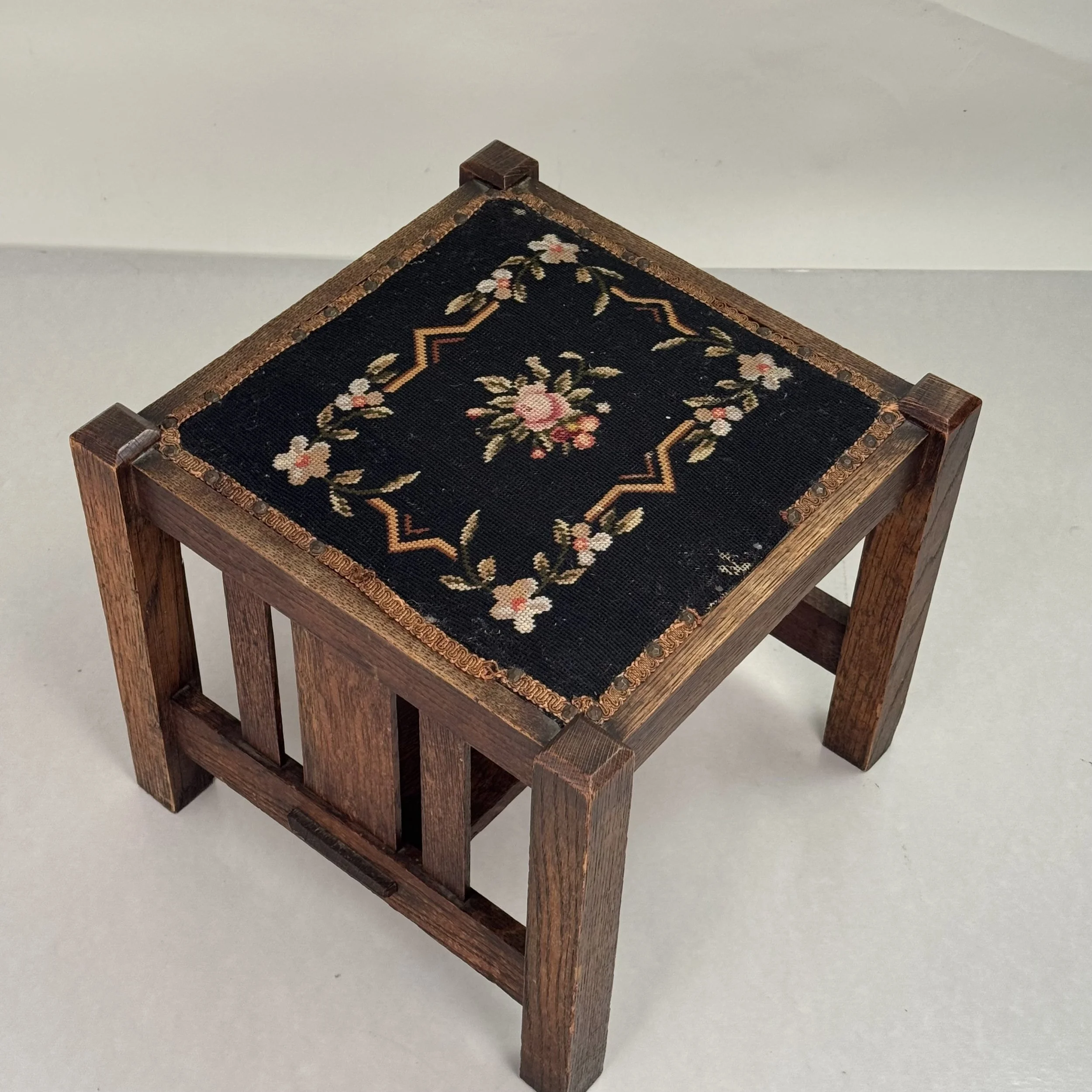 Arts Crafts Oak Stool-7.jpg