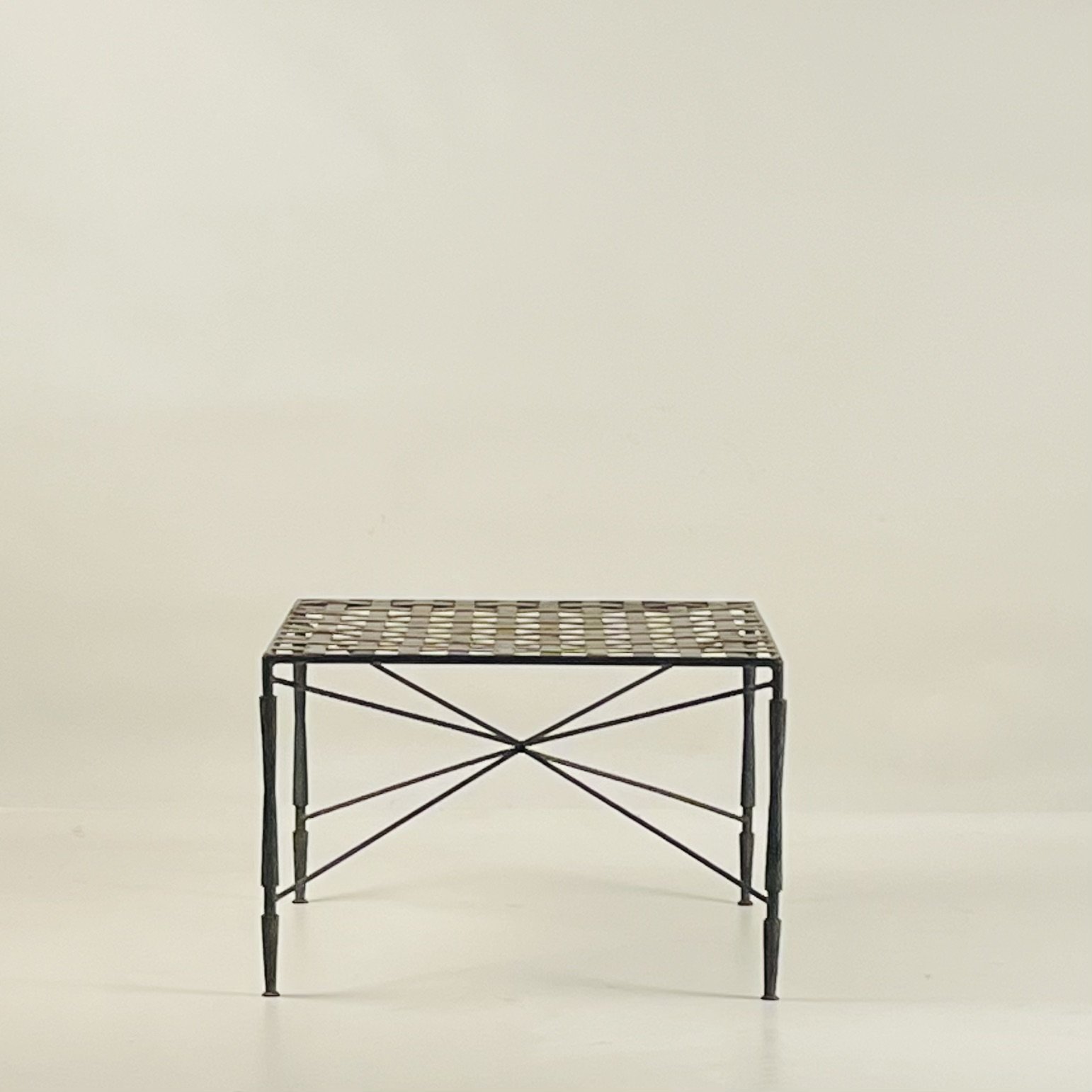 Outdoor Coffee Table Papperzini 1.jpeg