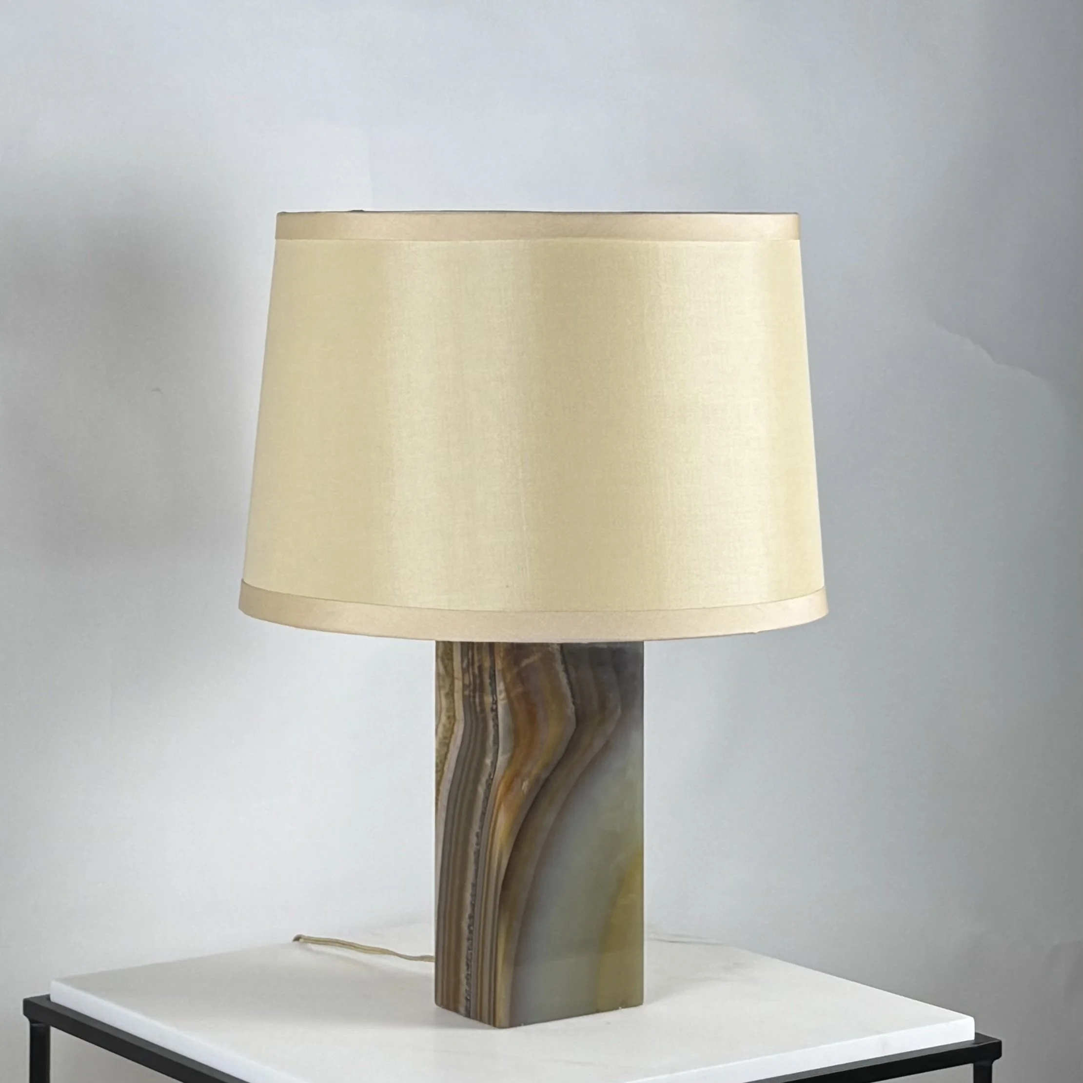 Onyx Table Lamp_11.jpg