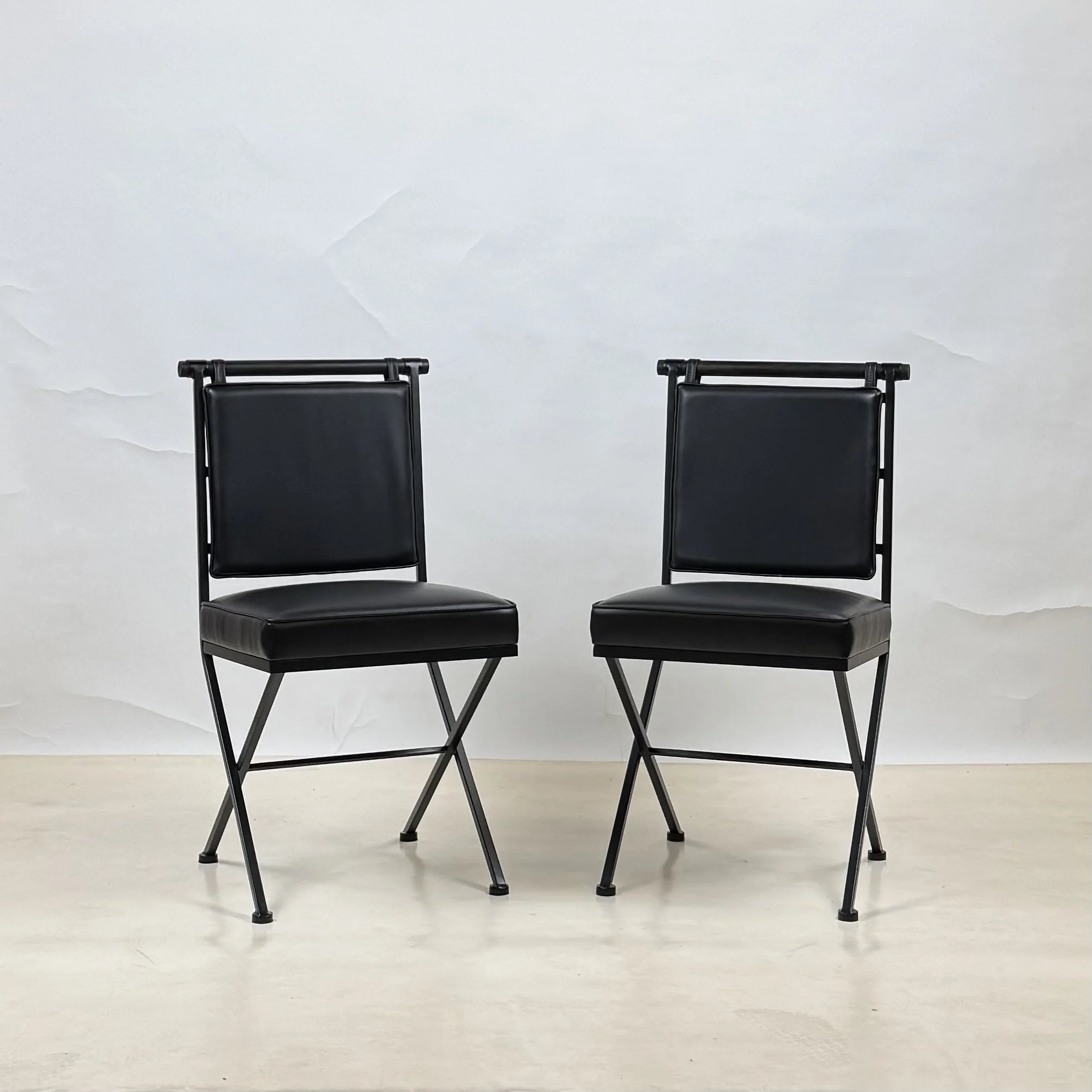 Camargue Chair Black 1.jpg