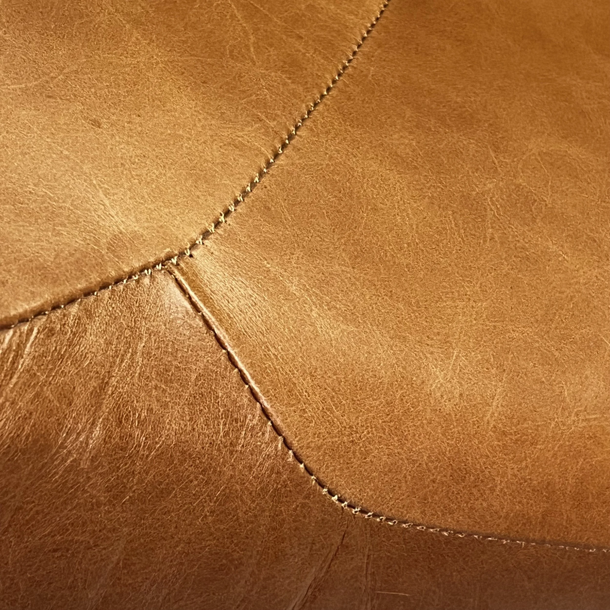 Fasanello leather armchair-7.jpg