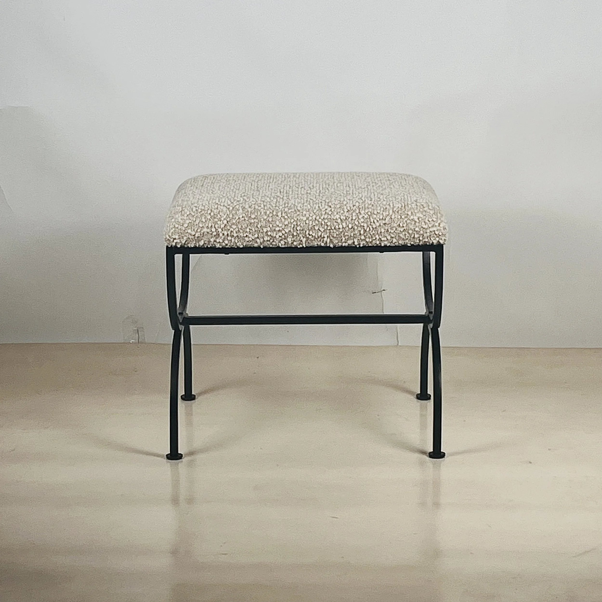 Wide STRAPONTIN Stool COM (AMBER)-4.jpg (Copy)