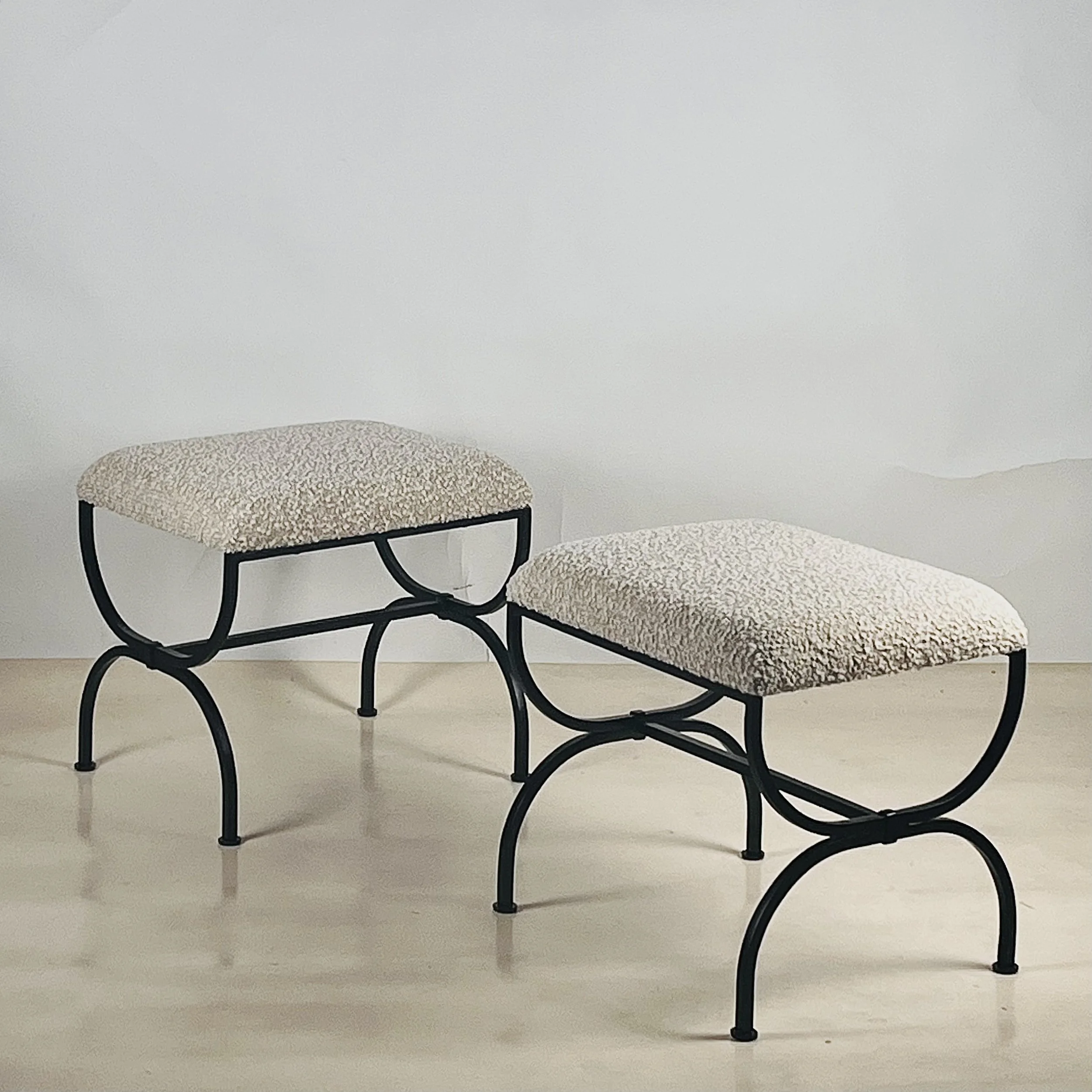 Wide STRAPONTIN Stool COM (AMBER)-1.jpg
