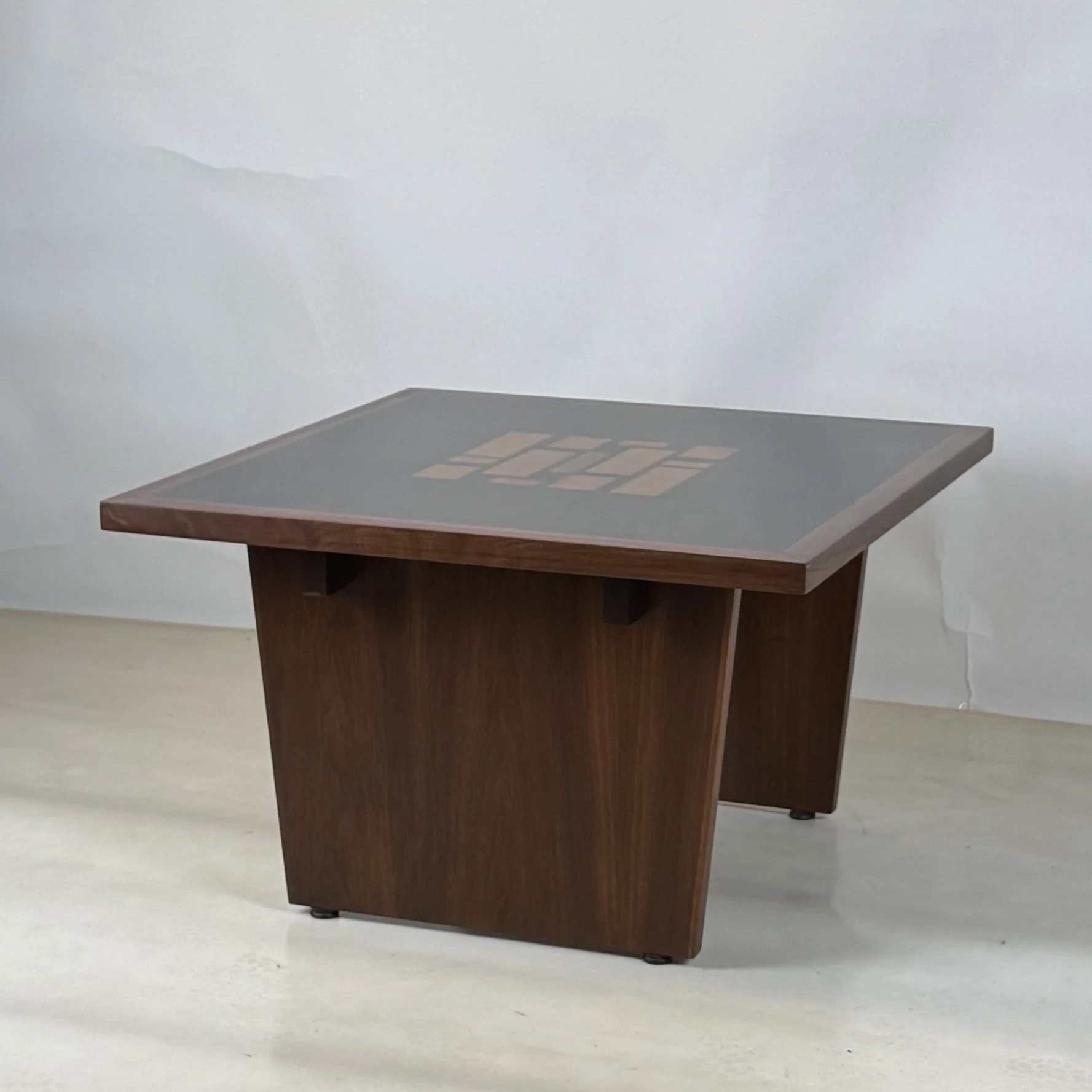 Rohloft Table-9.jpg