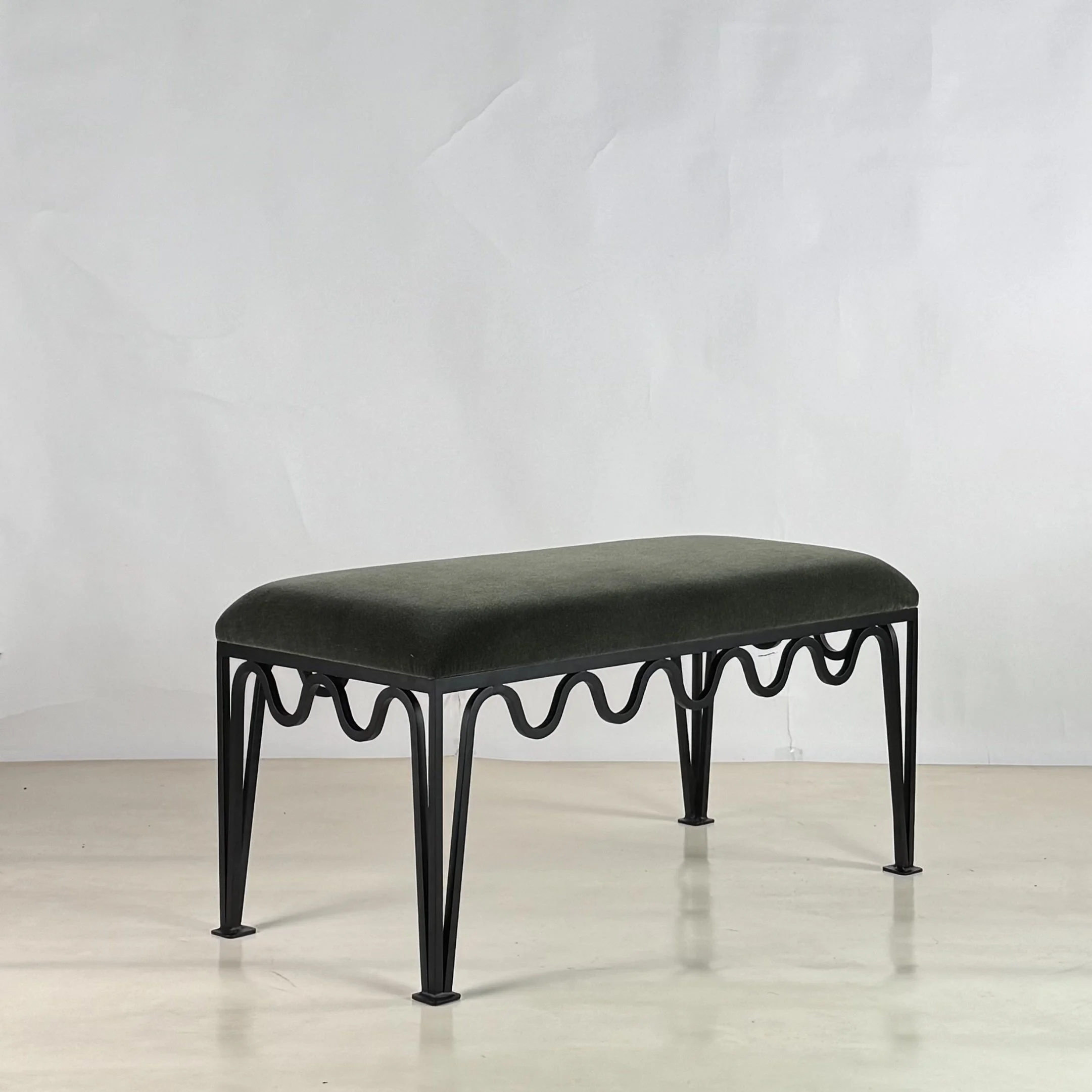 Short Meandre Bench-2.jpg