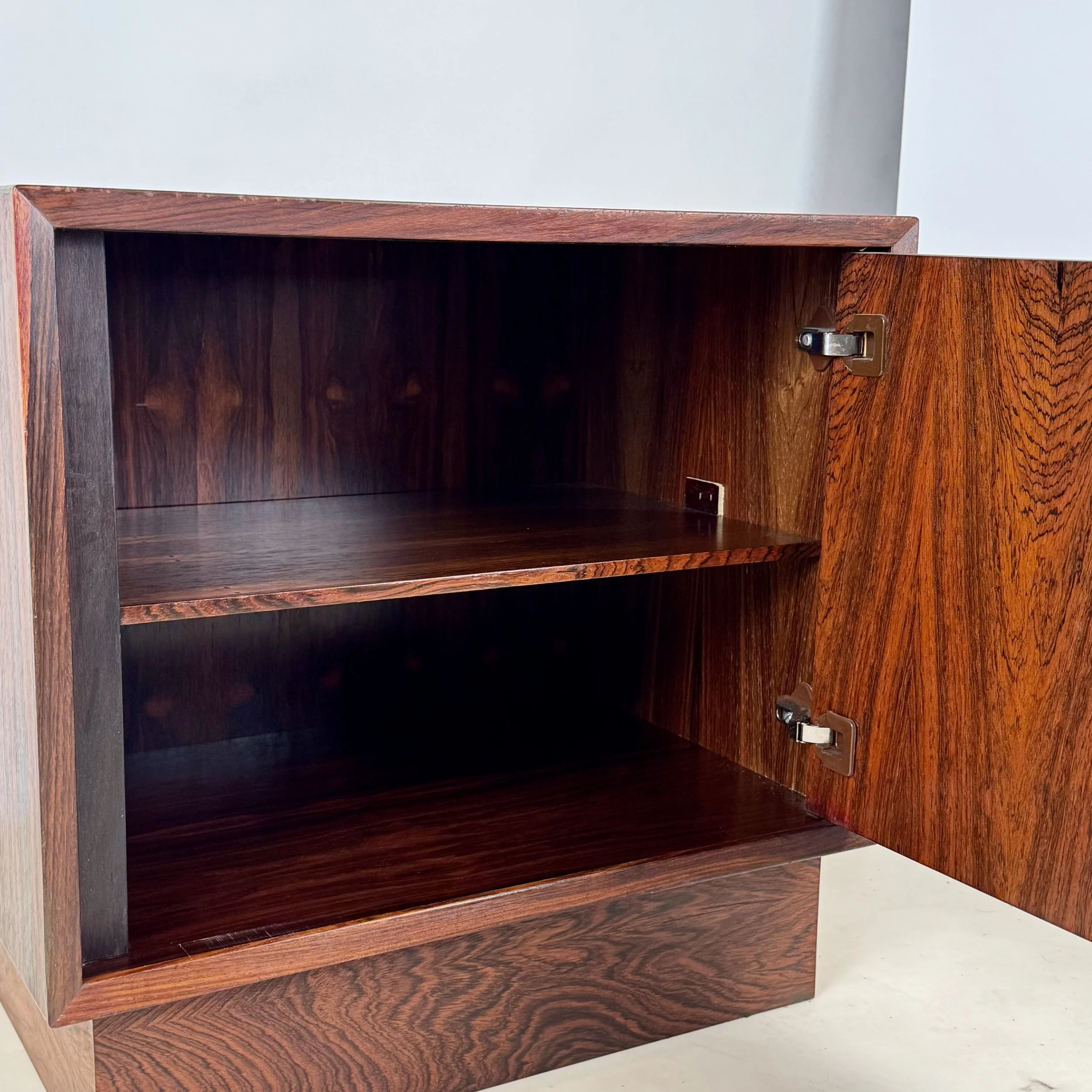 MCM Rosewood Nighstand-9.jpg