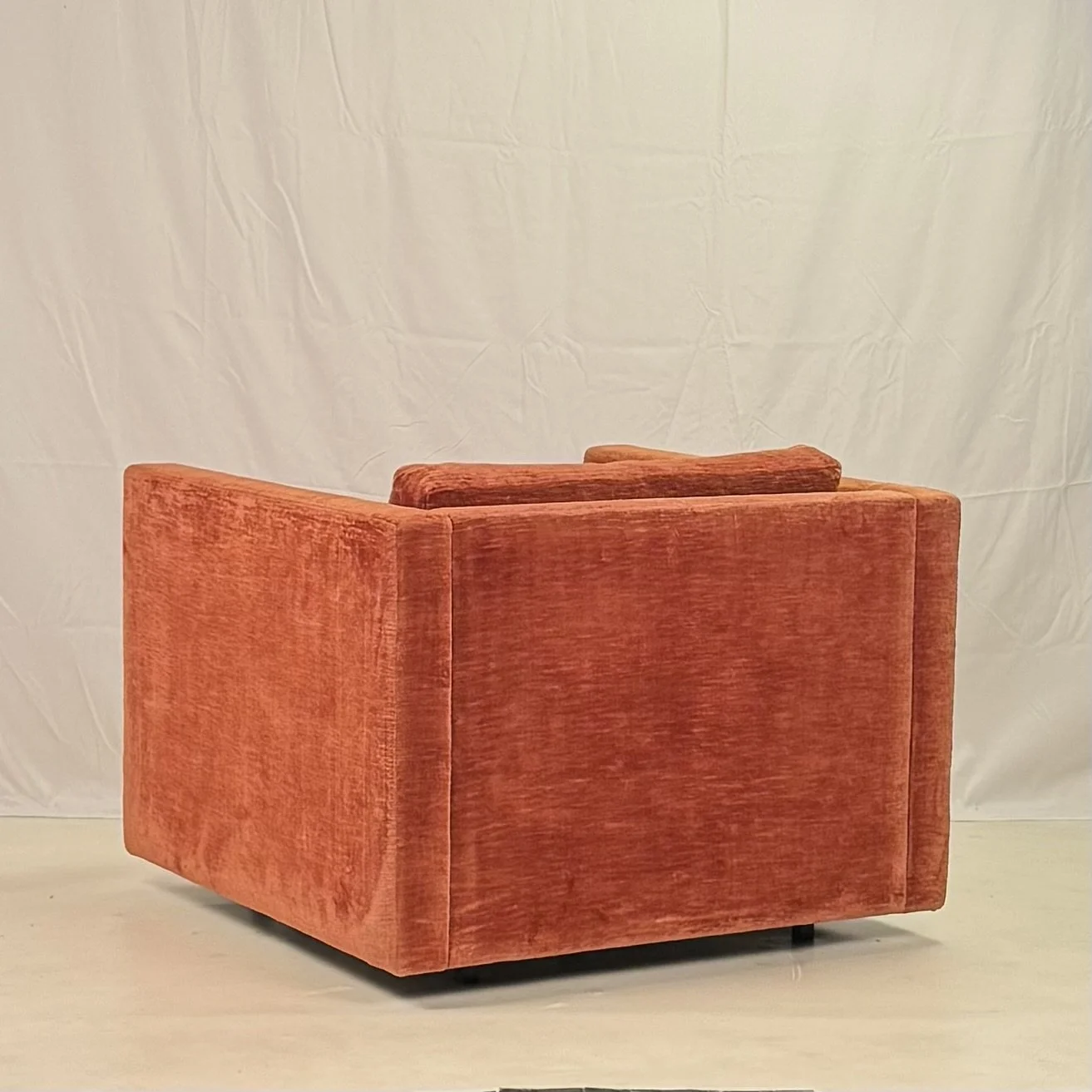 Knoll Velvet Armchair-7.jpg