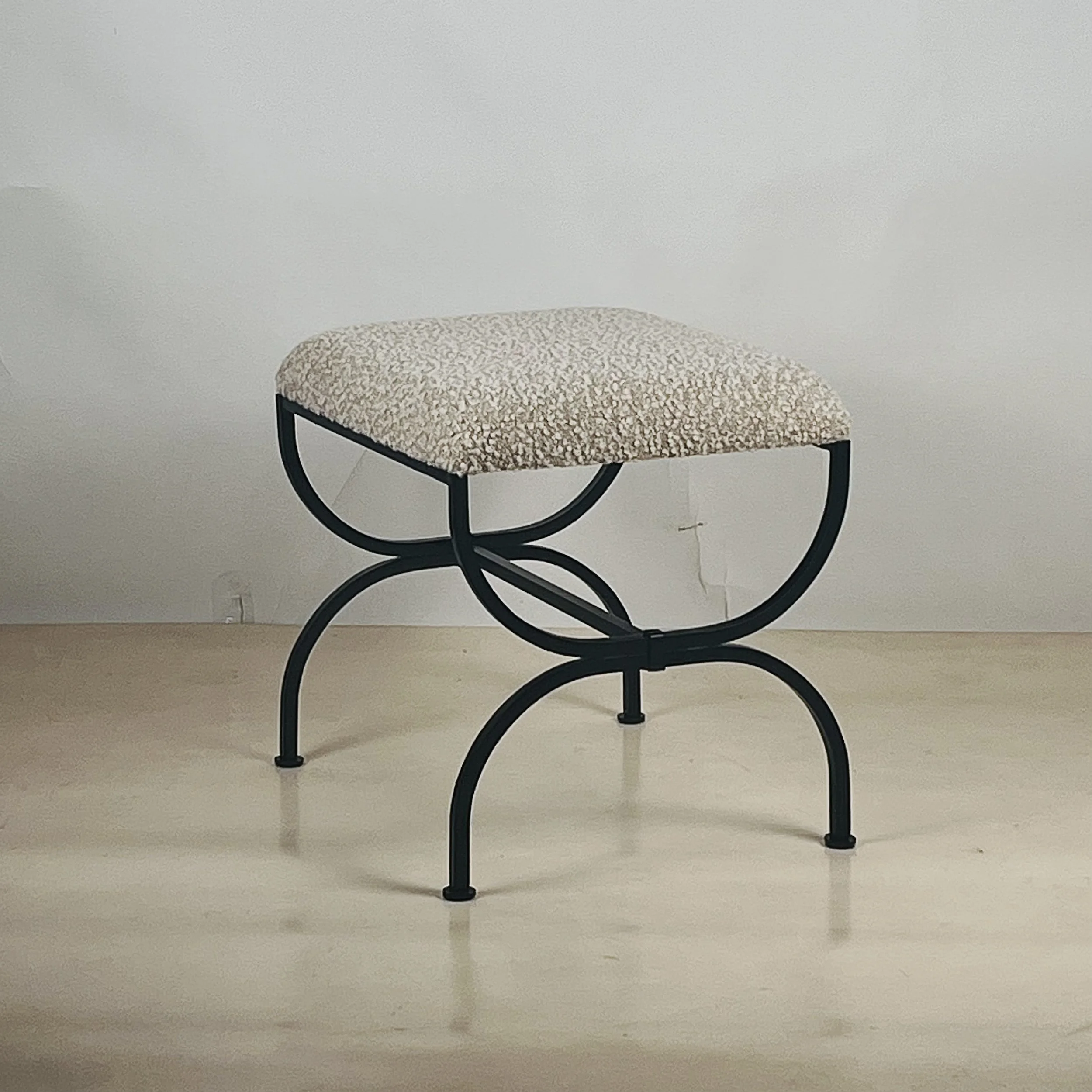 Wide STRAPONTIN Stool COM (AMBER)-6.jpg (Copy)