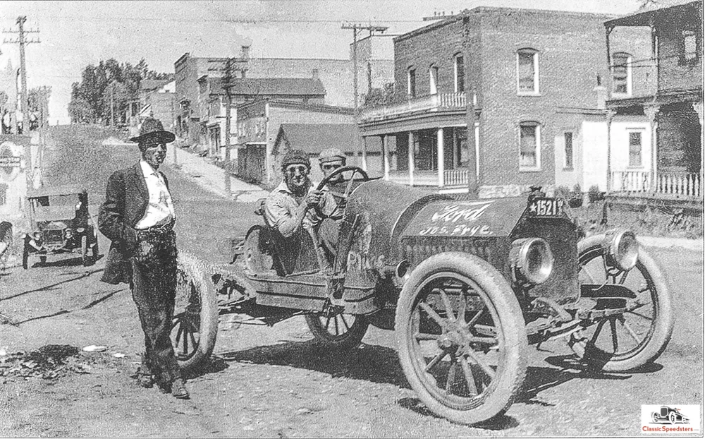 1914 "cutdown" speedster courtesy Antique Automobile.