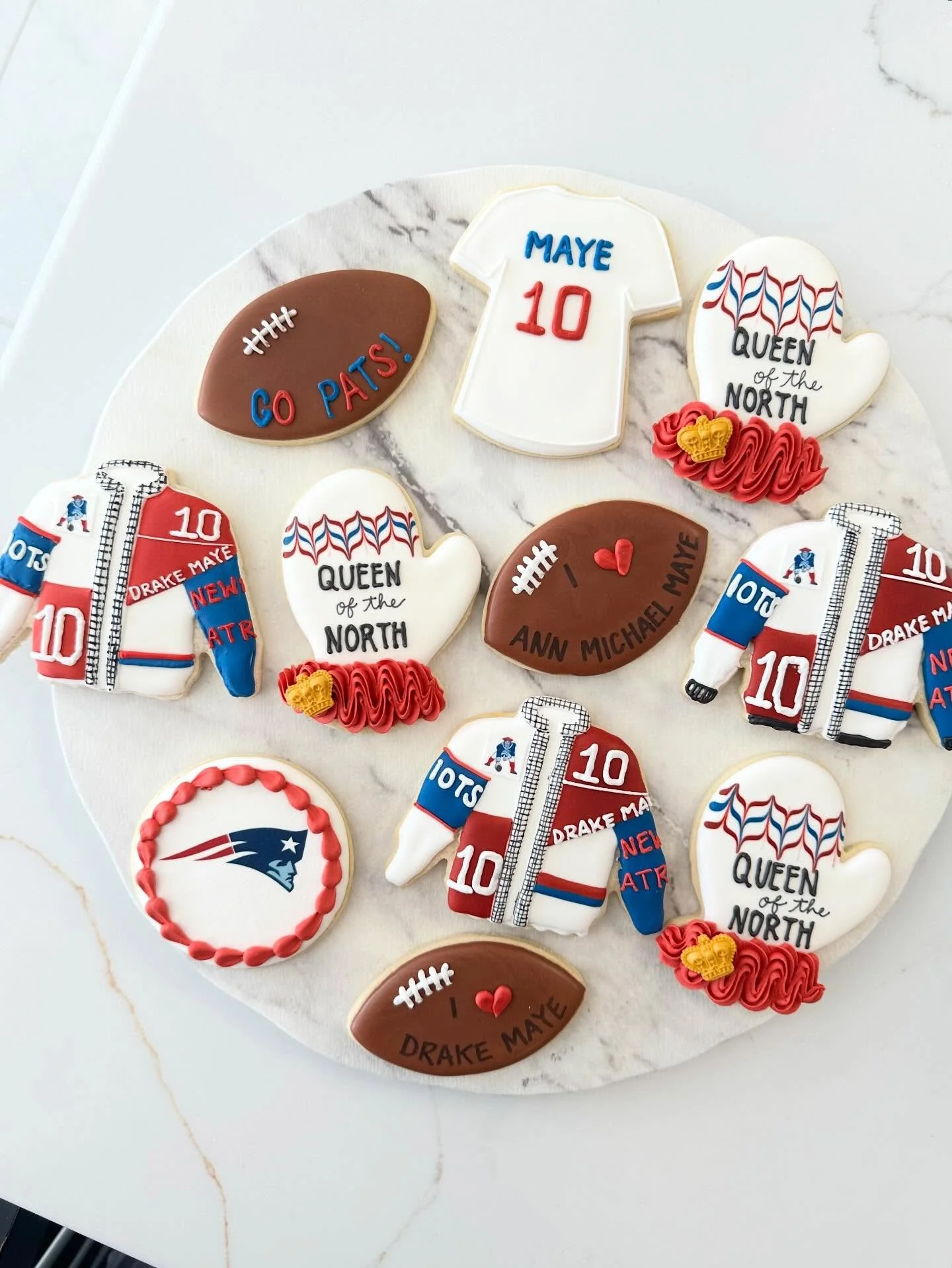 This one&rsquo;s for the Queen 👑 @annmichaelhmaye you can come bake with us any day! #therealmvp