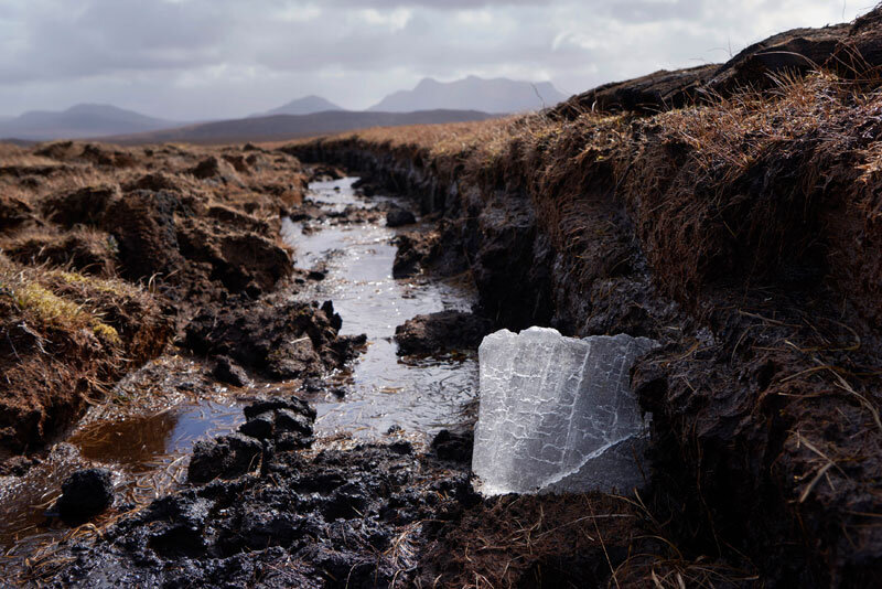 Shaun Fraser , Moine , Glass, Peat, 2017. (Image courtesy the artist / Circus Artspace)