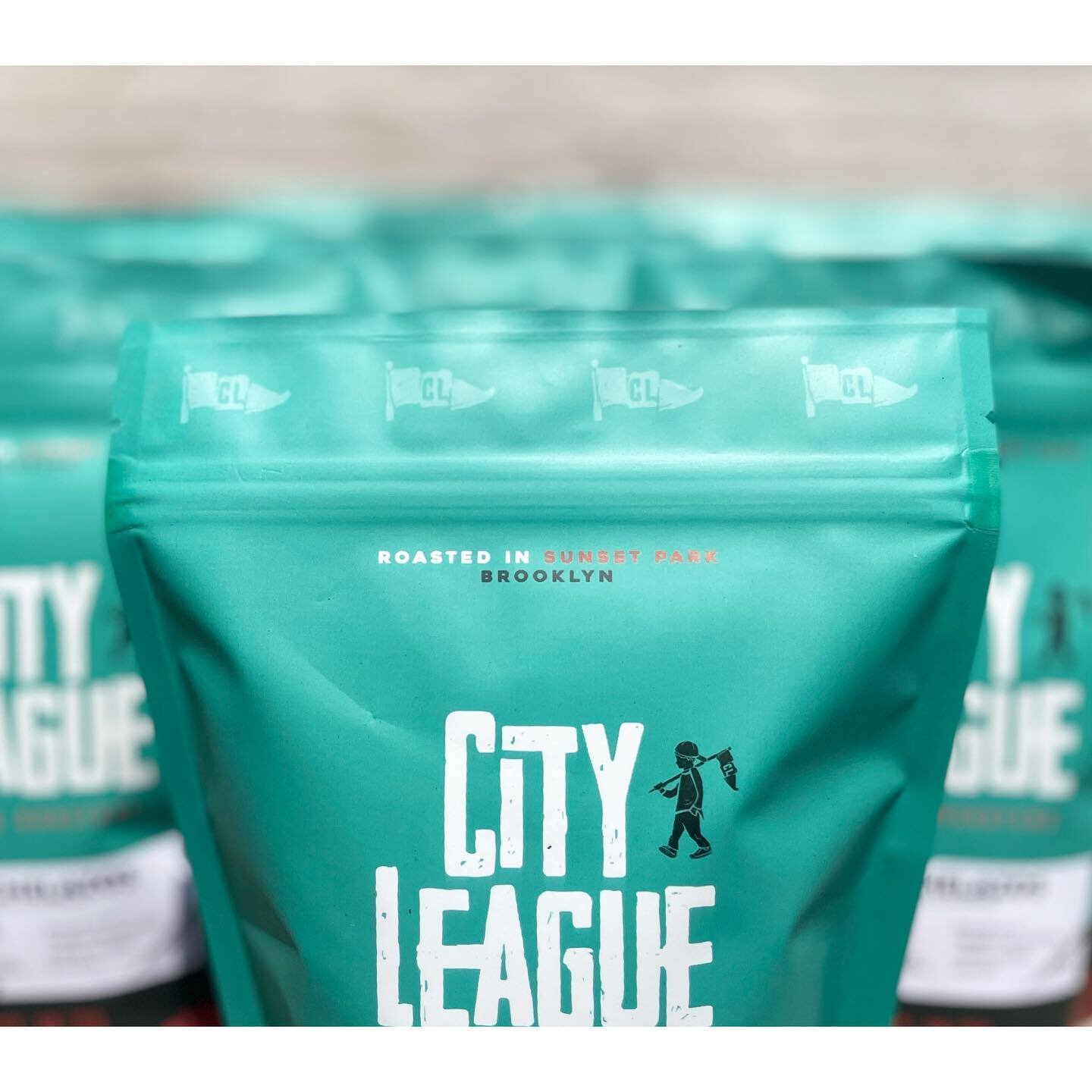 40+ bags en route all the way to Puerto Rico!!! 🤯🙏 from our little corner in Sunset Park, Brooklyn all the way to there - what a dream!

One of my favorite things I get to do is send our coffee to our friends who are like extended family in PR! To 