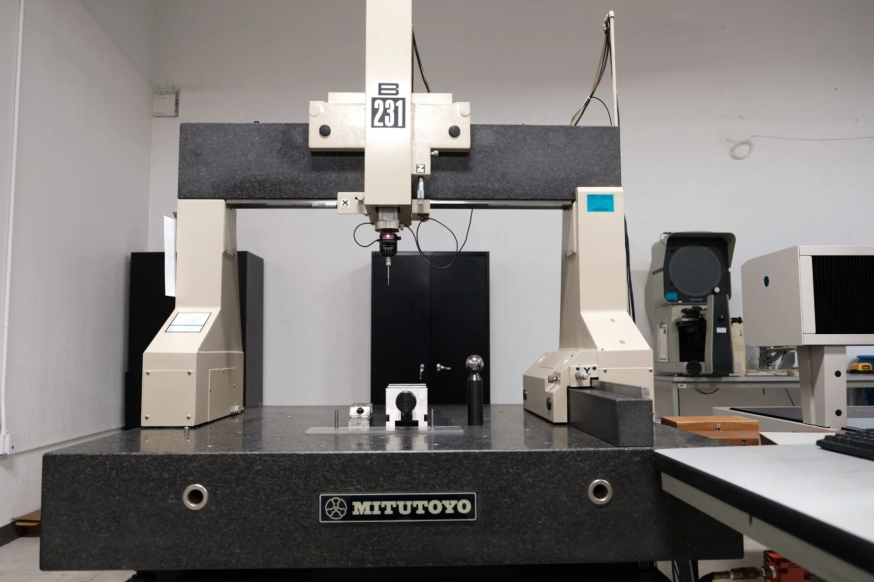 Mitutoyo B-231 CMM