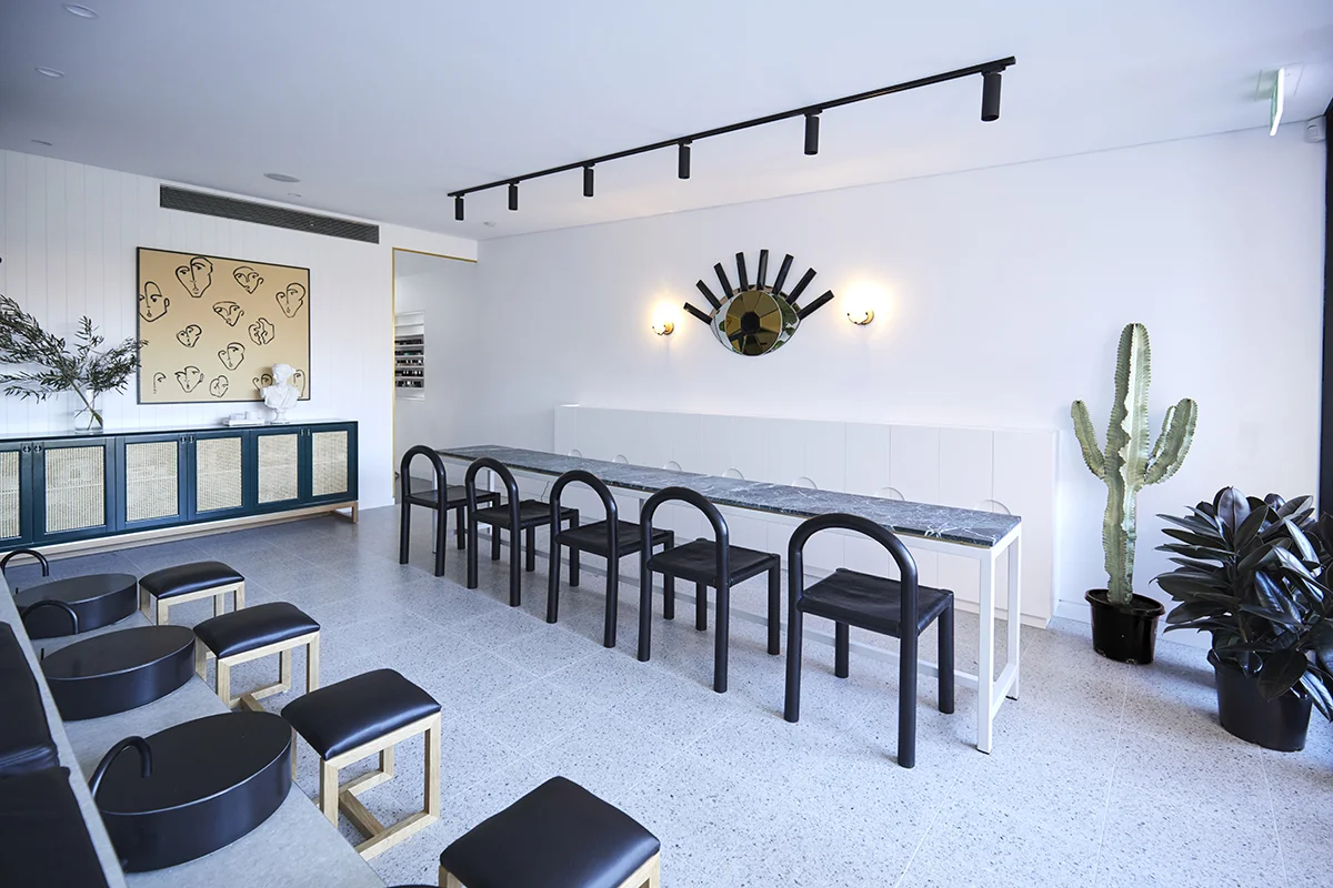 TheParlourRoom 040918 11471+1