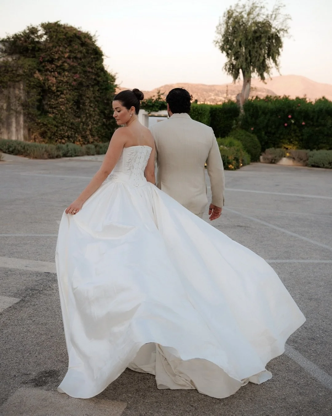 An ethereal garden affair in the heart of Europe, where a palette of soft neutrals and verdant greens redefines modern romance with unapologetic elegance.

Bride | @ameliaelchaar
Groom | @markmansour97
Venue | @islandresortathensriviera
Planner | @mr