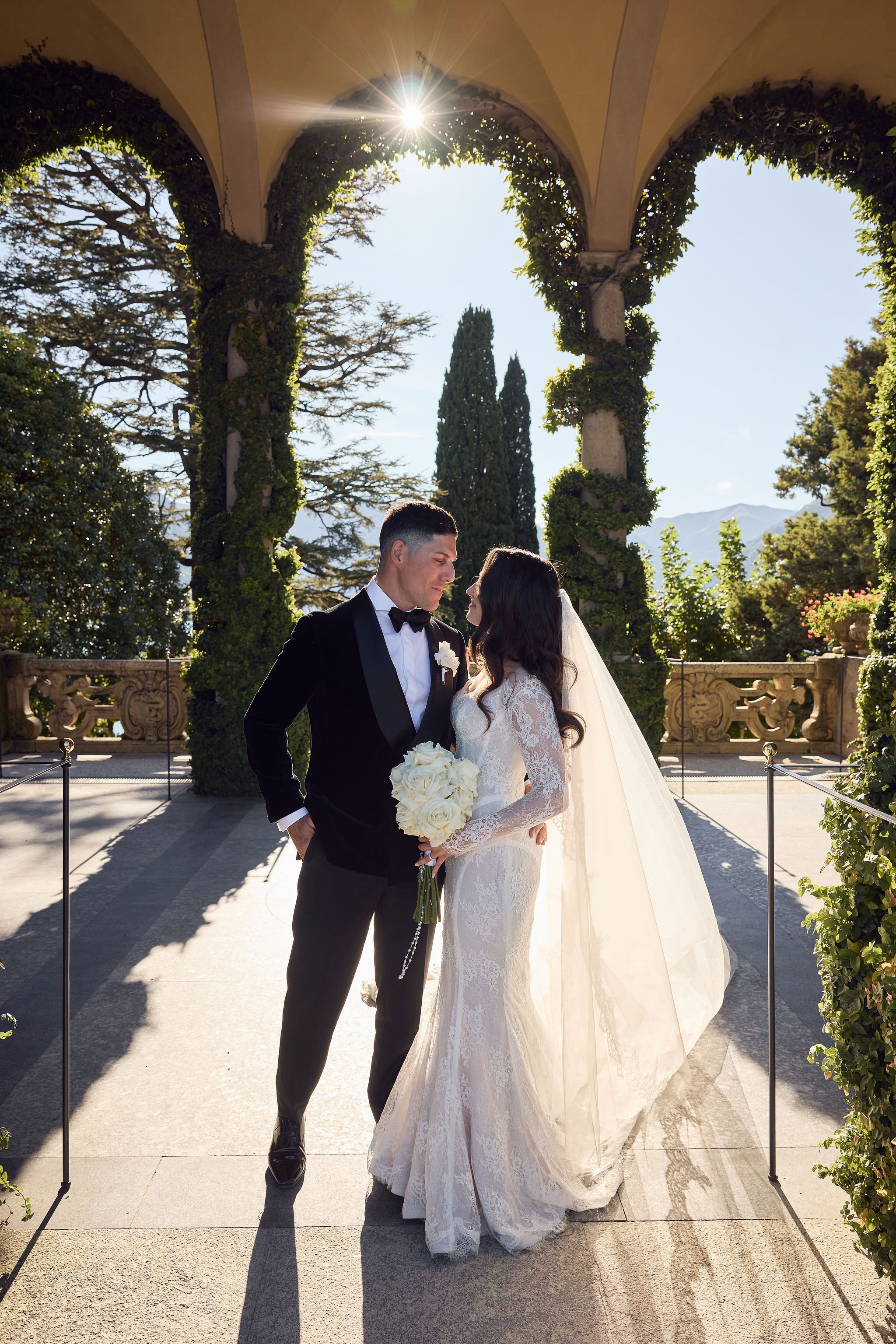 bw_EandM_VillaBalbianello_LostInLovePhotography_wedding__0023.jpg