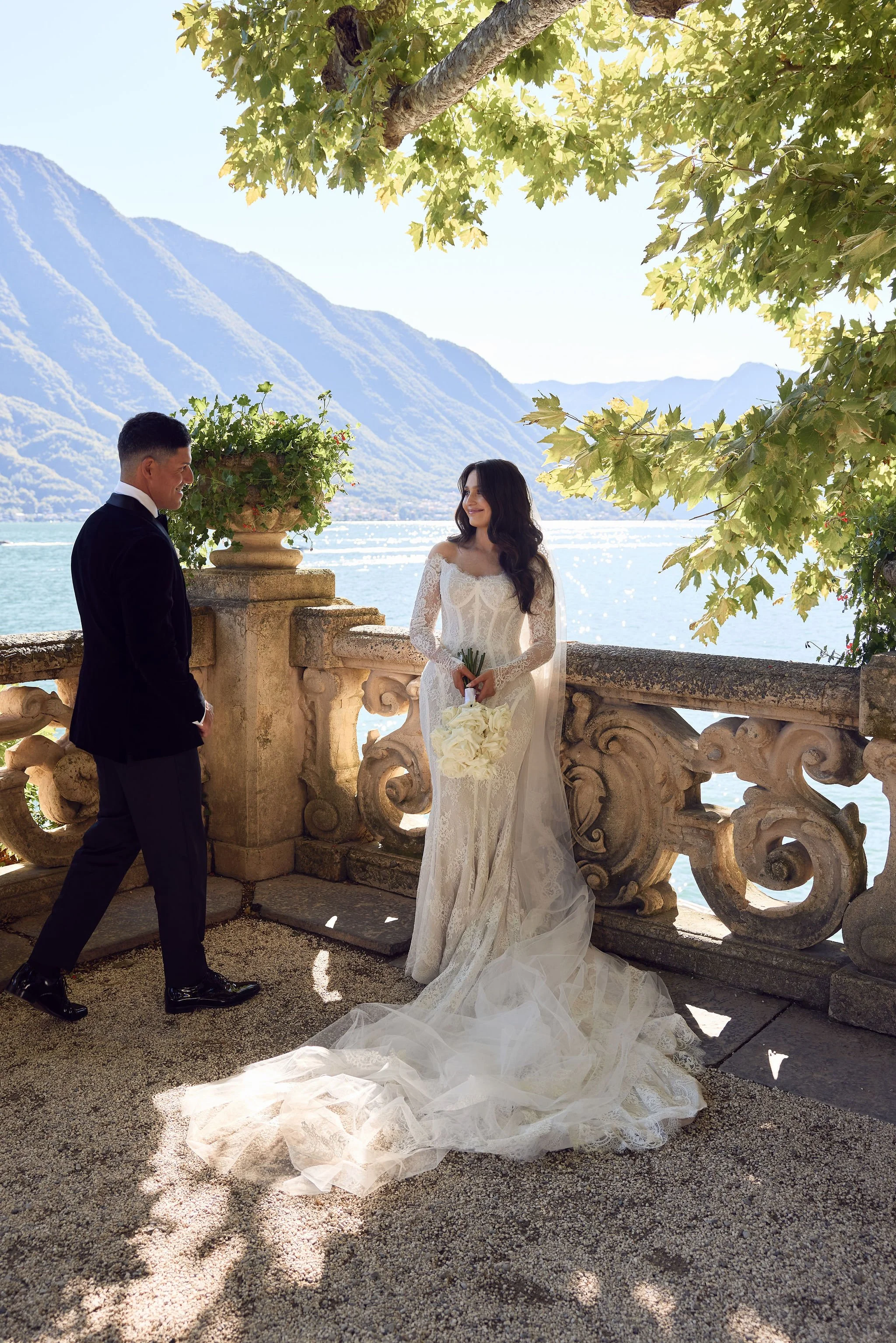 bw_EandM_VillaBalbianello_LostInLovePhotography_wedding__0015.jpg