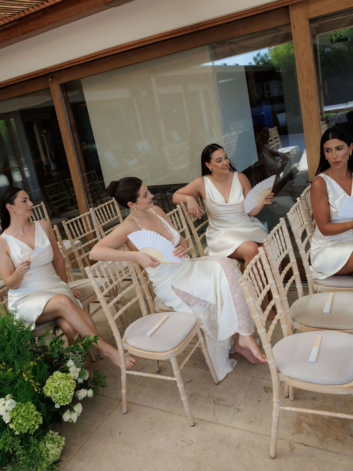 The moments between the moments ✨

Bride | @ameliaelchaar
Groom | @markmansour97
Venue | @islandresortathensriviera
Planner | @mrssmithweddings
Photo + Video | @whiteonblackstudio
Content | @montagesocials 
Makeup | @agapimakeupartist
Hair | @theblow