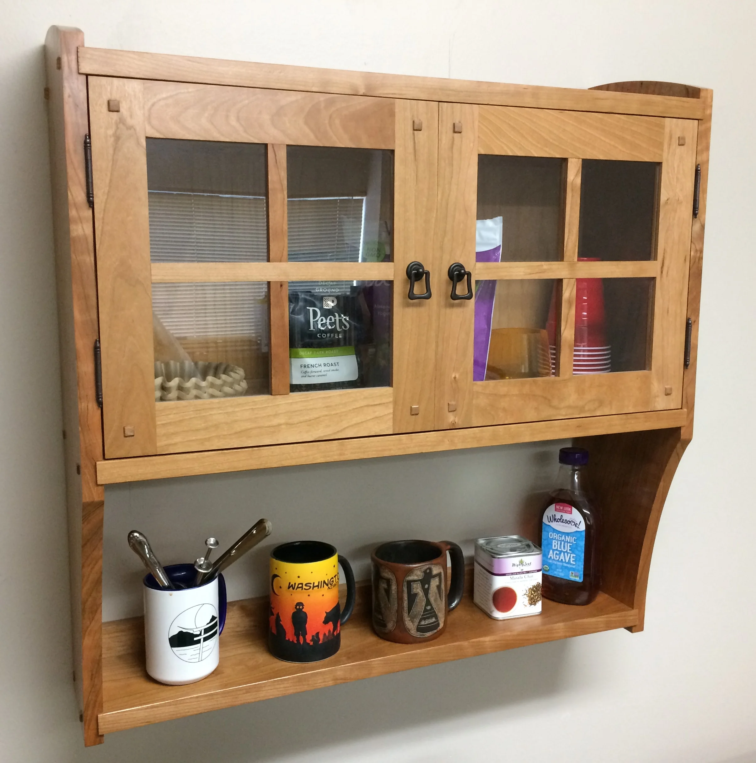 Coffee/Tea cabinet