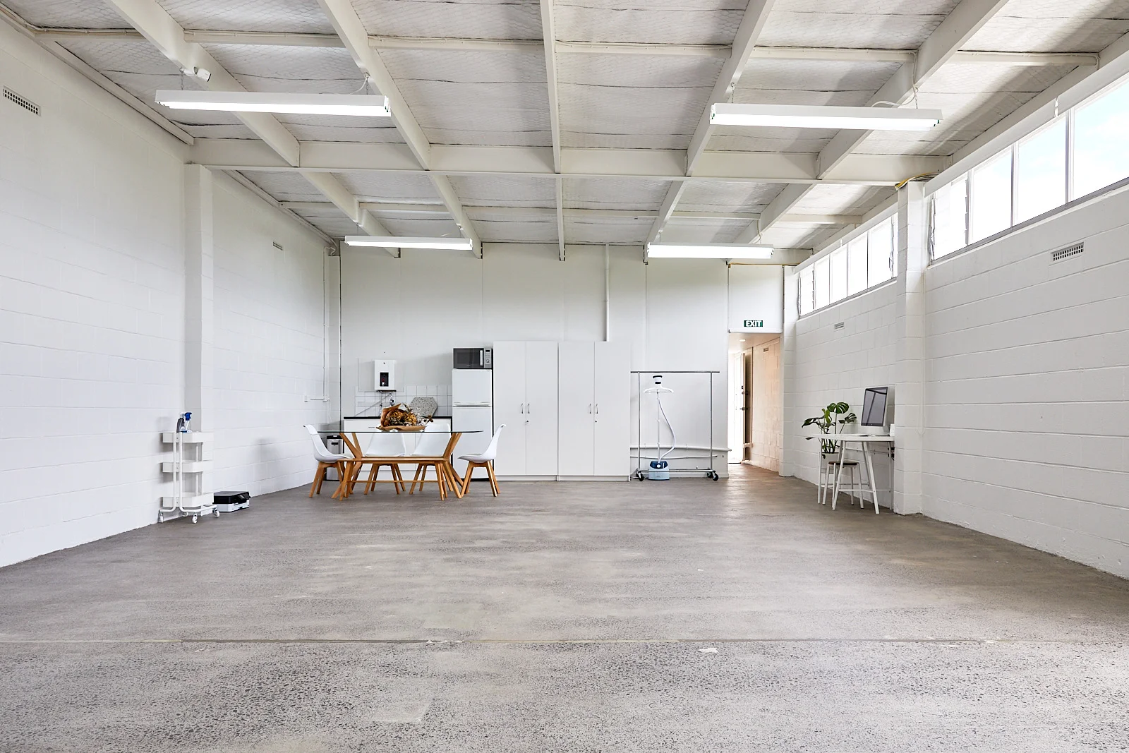 photography-studio-auckland-ari