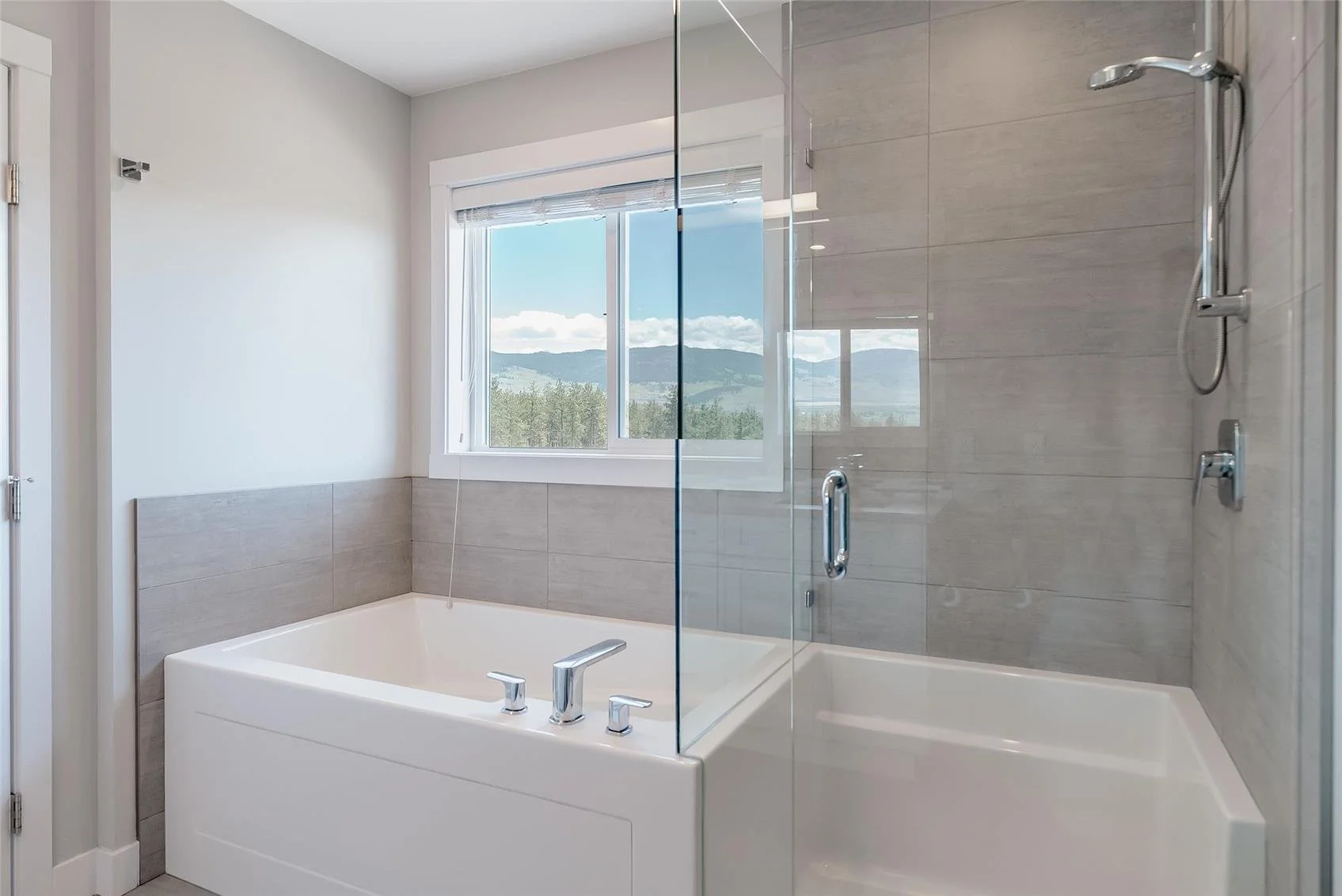 113-3075-vint-road-kelowna-ubco-deerhurst-estates-townhouse-for-sale-26.jpeg
